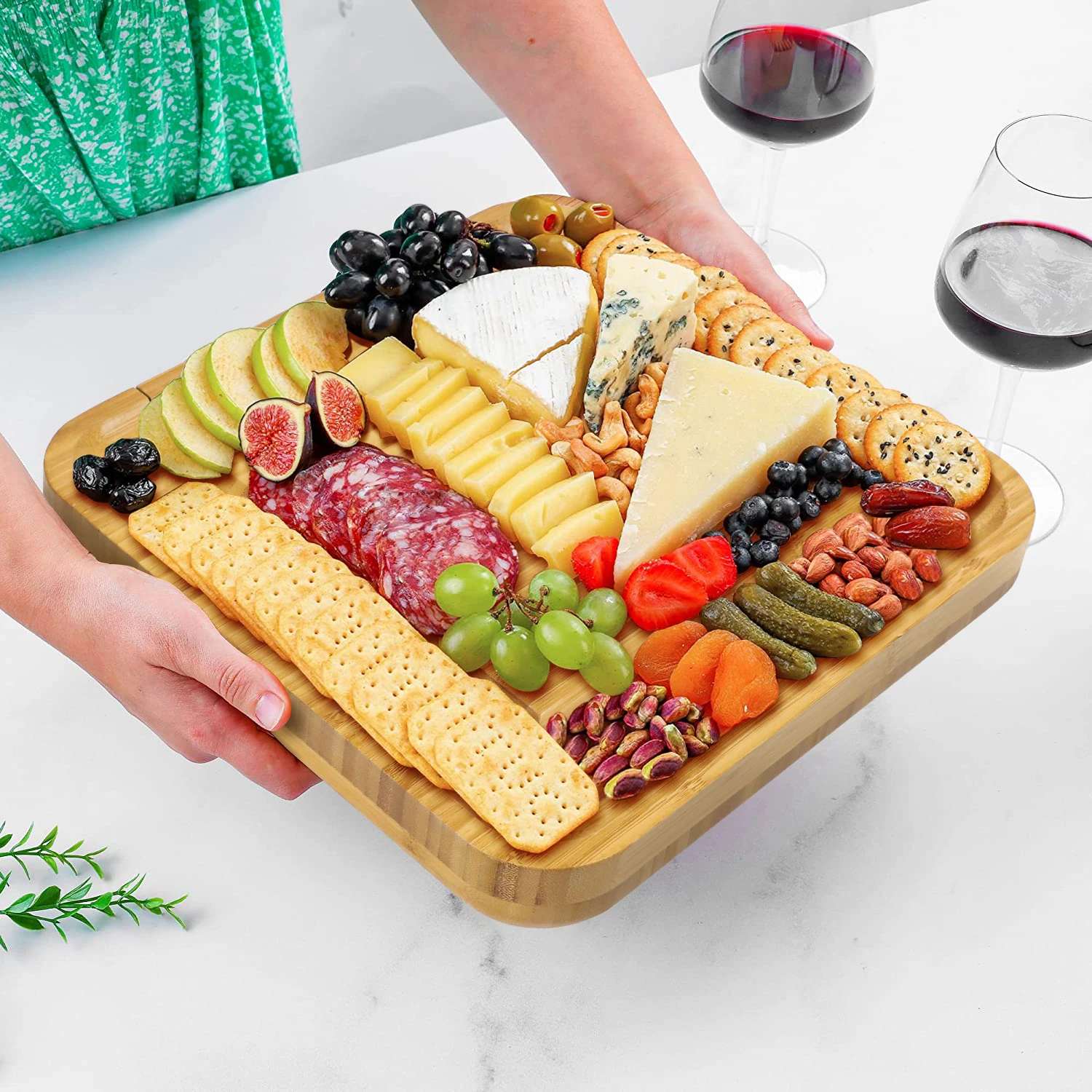GL Bamboo Charcuterie Board сырное блюдо бамбуковая сырная доска со встроенным набором ножей и съемными