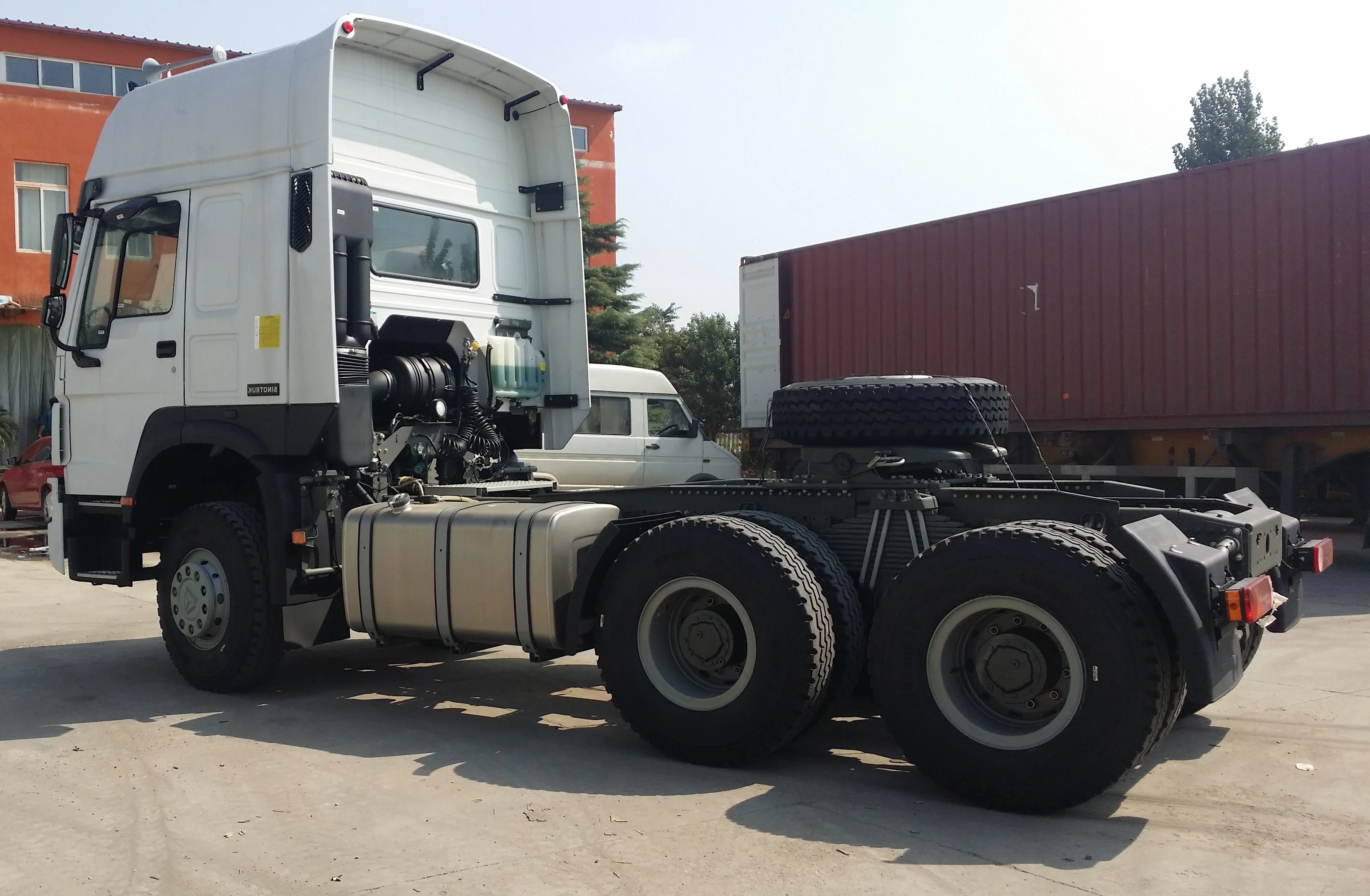 HOWO 380HP Тракторные грузовики Низкая цена Распродажа sino грузовик