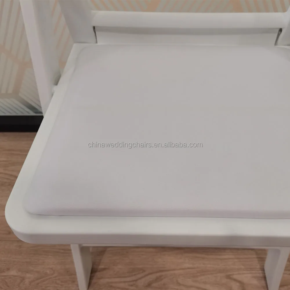plastic folding chair 10