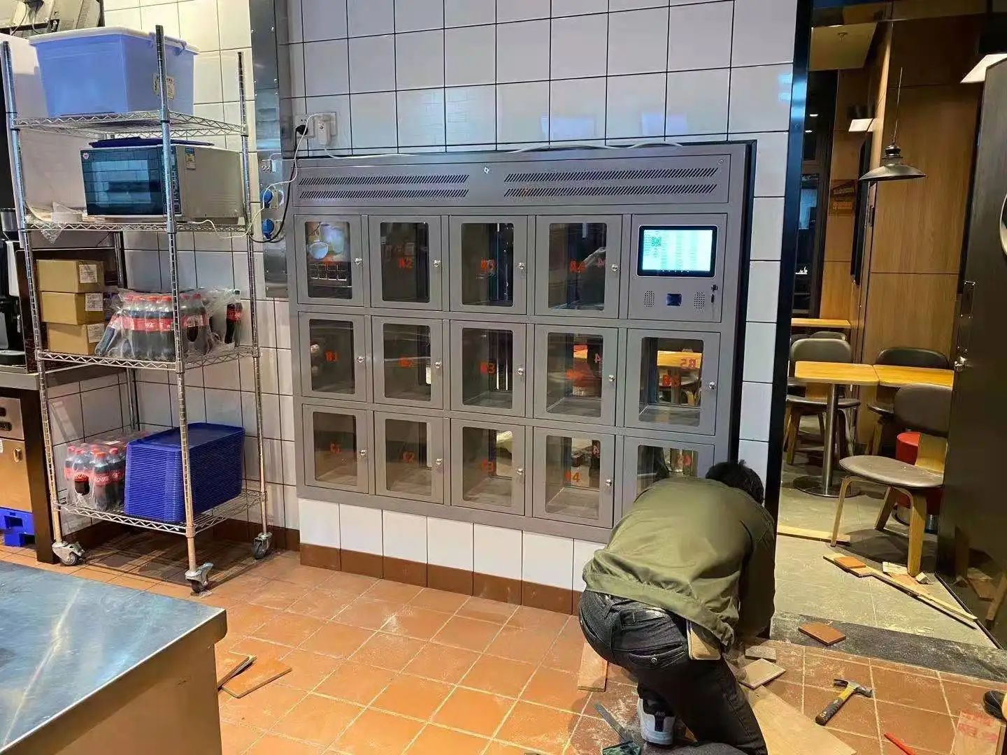 AUV 15 Doors School Restaurant Electronic Industrial Steel Storage Smart Inventory Parcel Locker