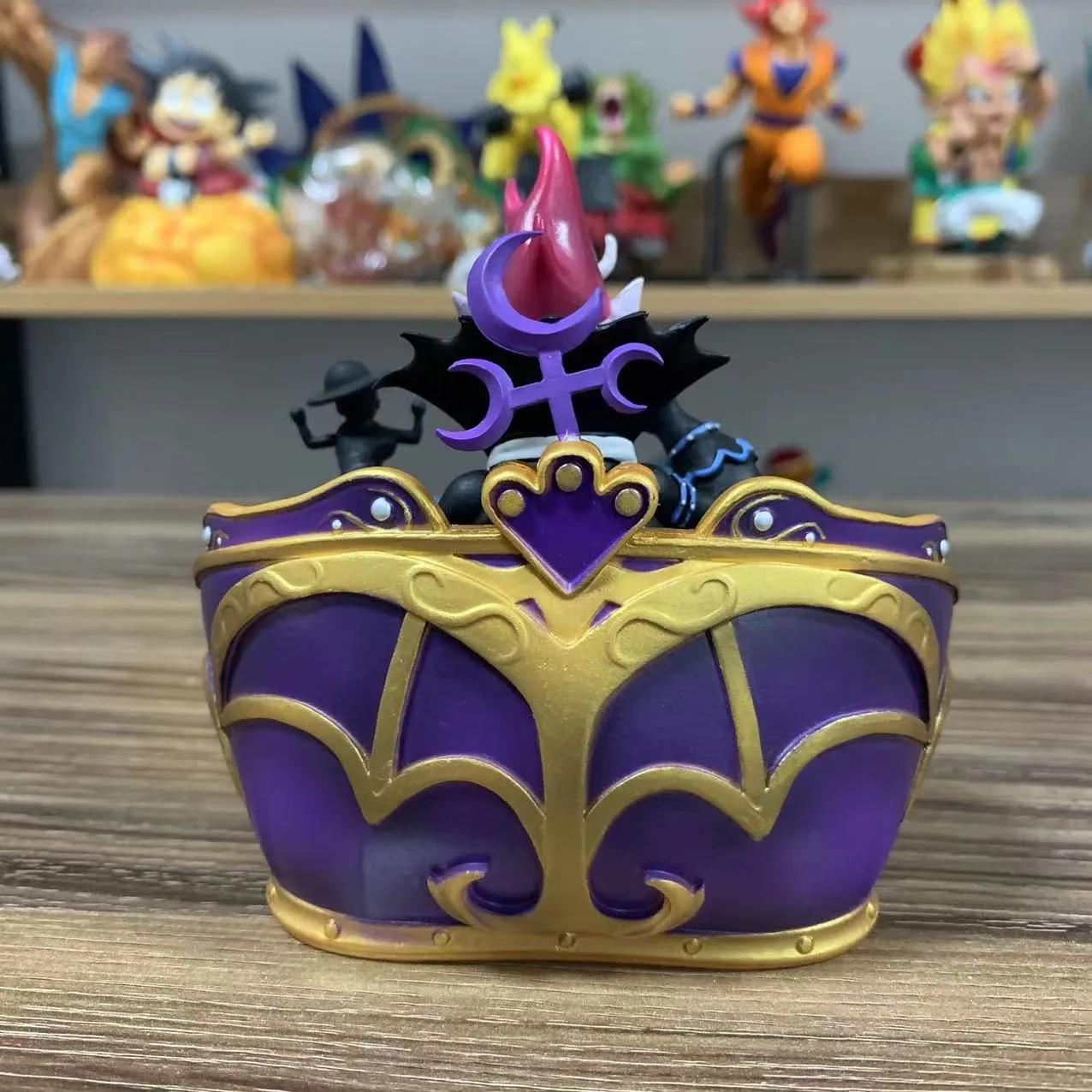 One Piece Anime Figures Gekko Moria Sitting Posture PVC Action Figure Collections Model Dolls Toys Kids Gifts