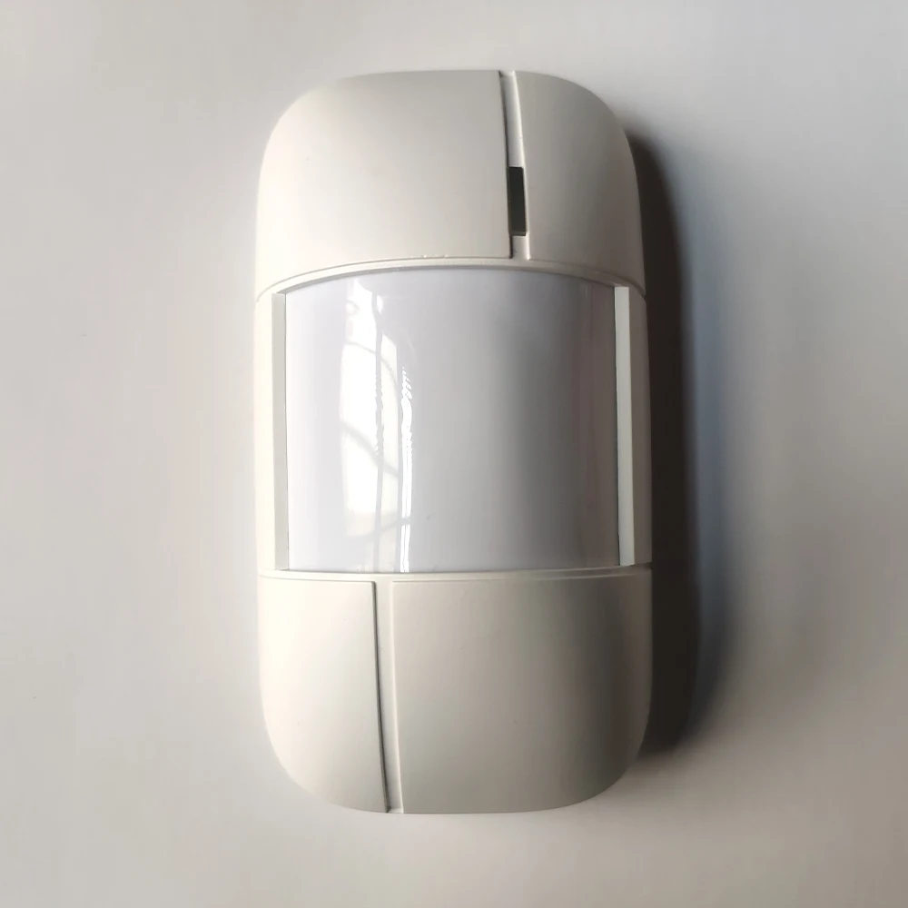 Medical SOS Button PIR Motion Detection Remote Control Contact Door Sensor Tuya Alarm Home Security System with IP Camera