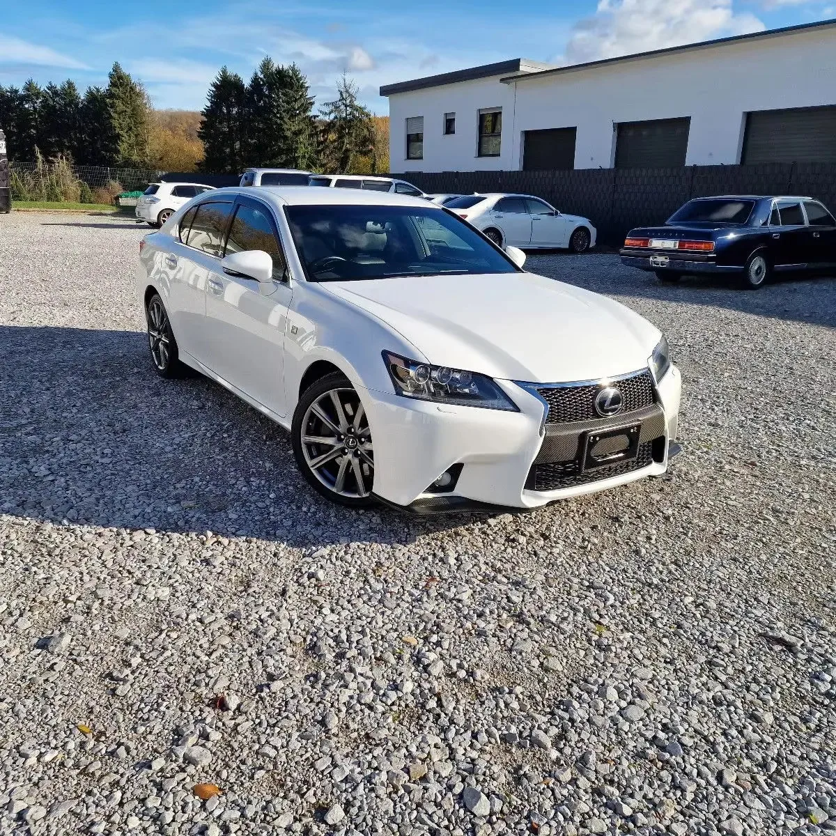 Хорошее состояние Подержанный седан Lexus GS 350 F-Sport доступен для доставки