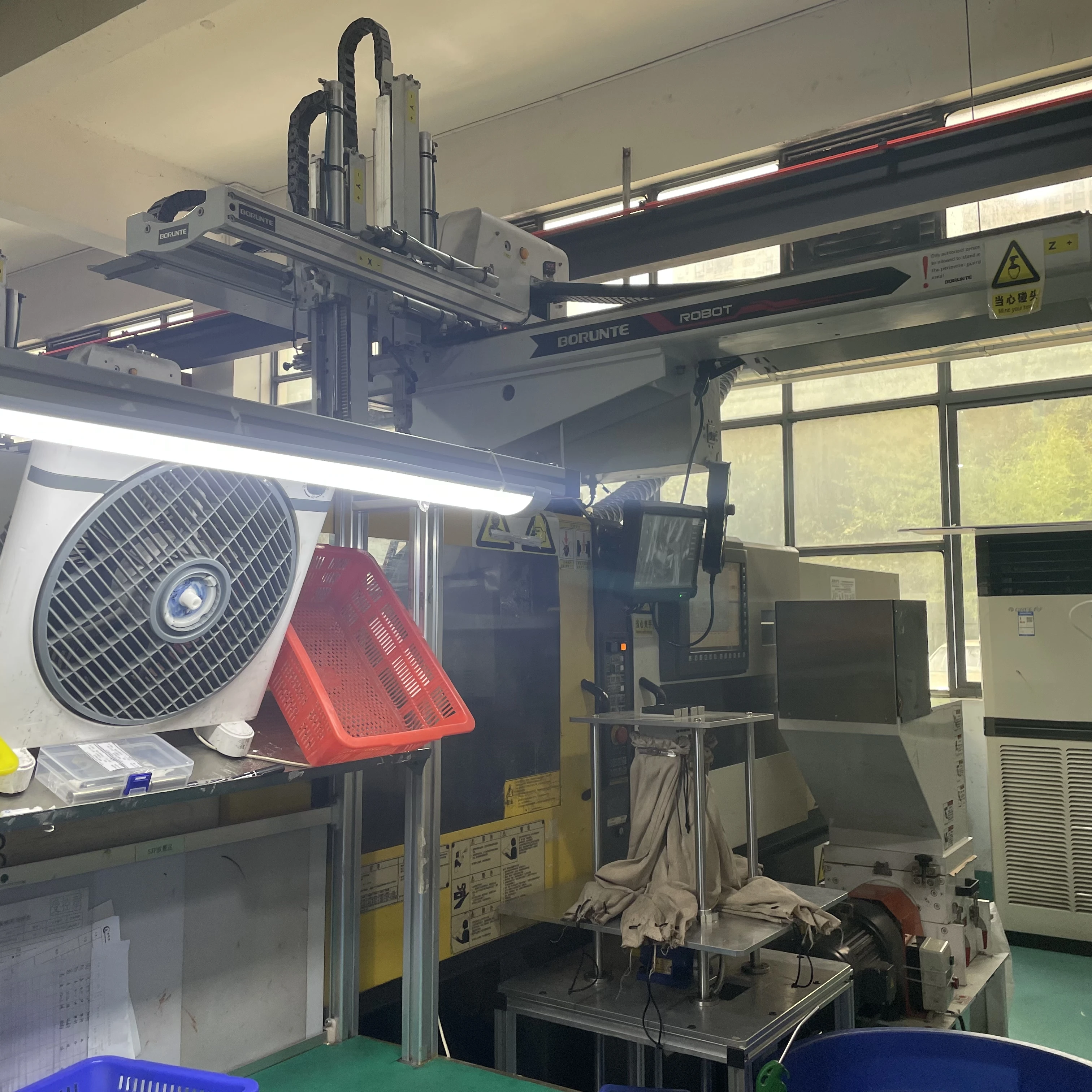 Производство OEM в Сучжоу, датчик давления впрыска, пластиковый корпус датчика для автомобиля