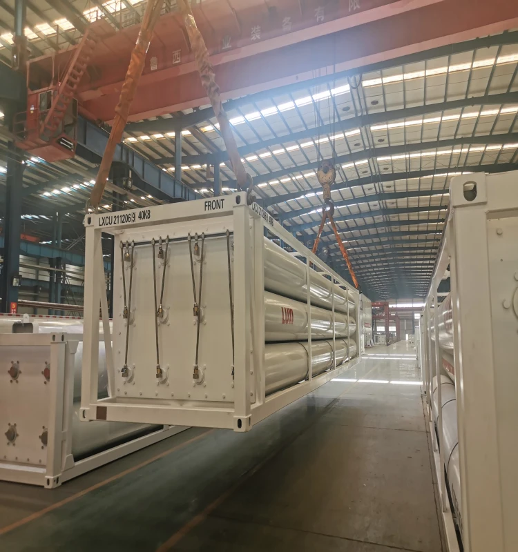 Compressed natural gas container