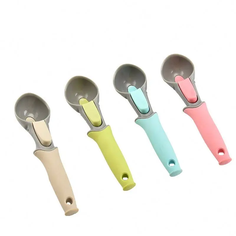 Different colors plastic ice cream scoop reusable bounceable fruit scoop ball scoop