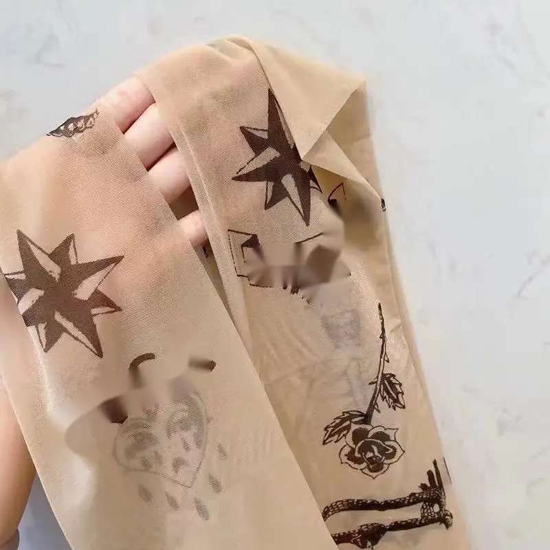 Изысканное качество изготовления Роскошные бесшовные чулки женские кружевные дизайнерские колготки пикантные шелковые с буквенным принтом