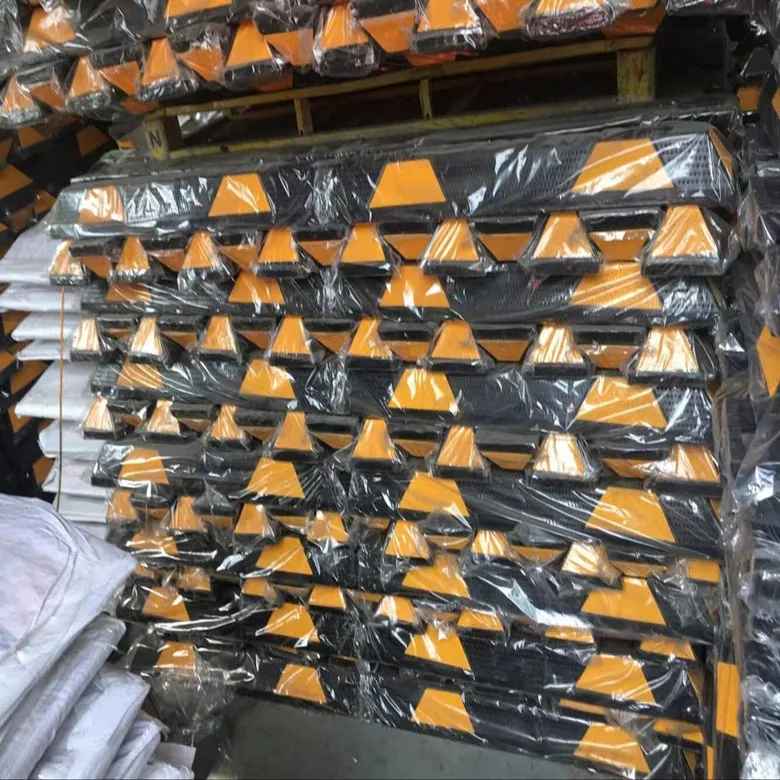 Cheap New Design Garage car parking curb Rubber Wheel stopper for parking lots