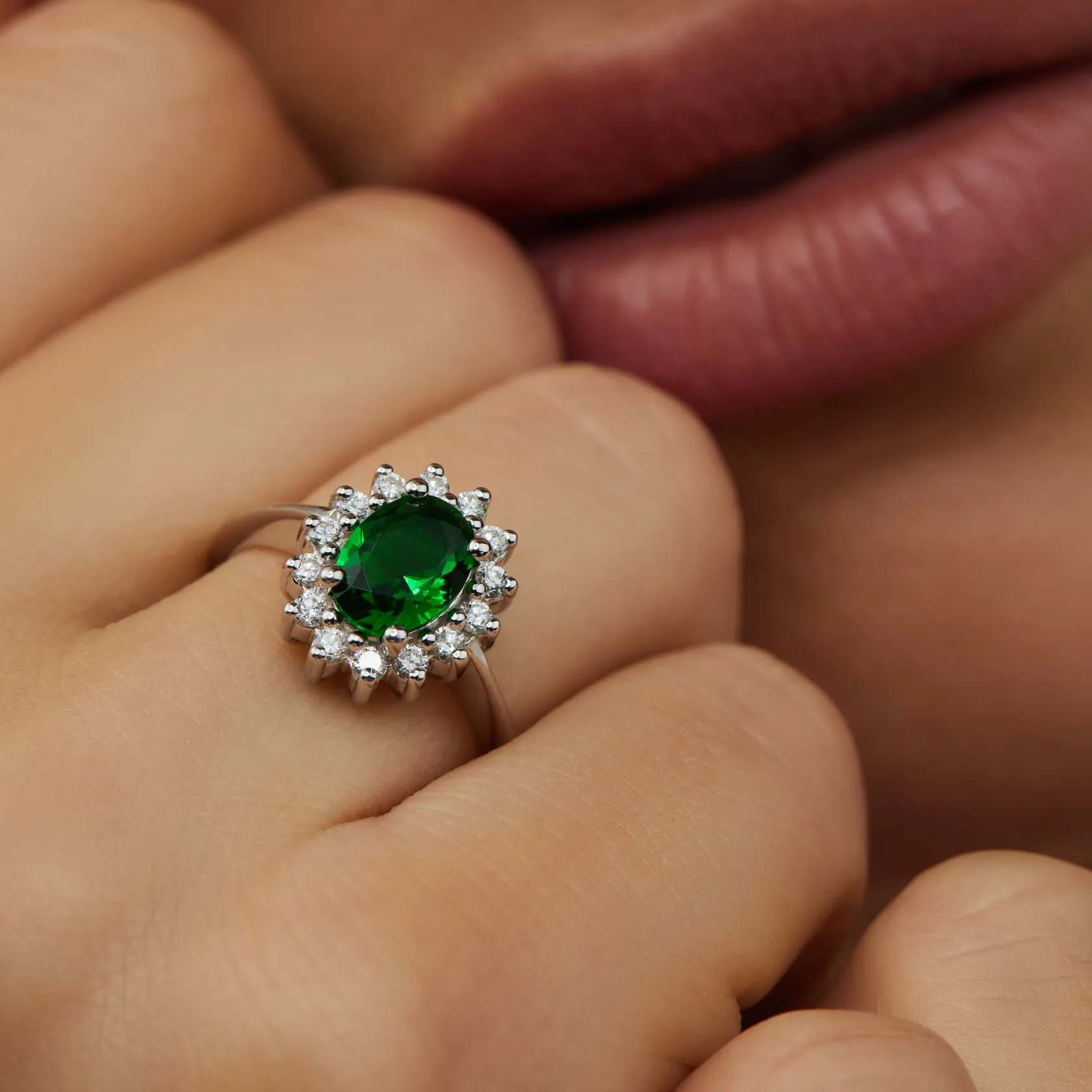 Moissanite Engagement Rings Jewelry Women Fashion Green Moissanite Ring For Womens Jewelry High Quality