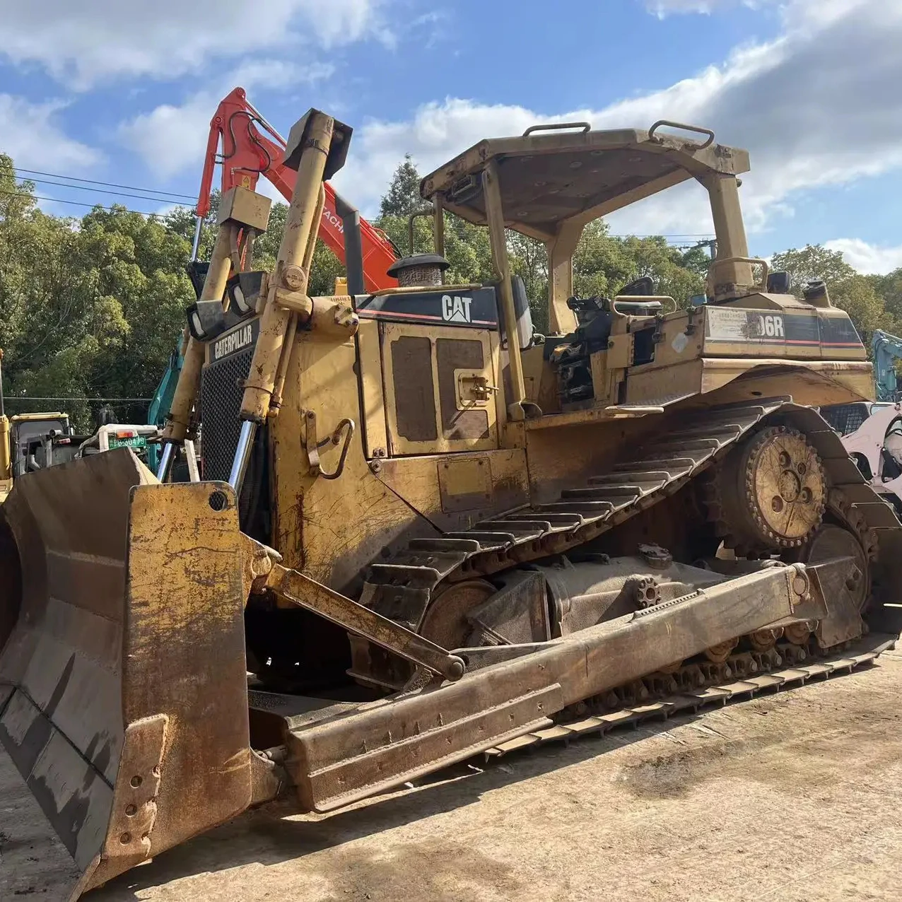 Дозеры б/у оригинальный бульдозер CAT D6R гусеничный трактор d6r Землеройная техника тяжелое оборудование d6 для продажи