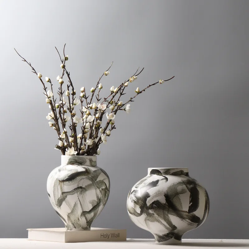 Customized Chinese New Traditional Style Handmade Porcelain Ceramic Flower Vases Home Decoration Vases