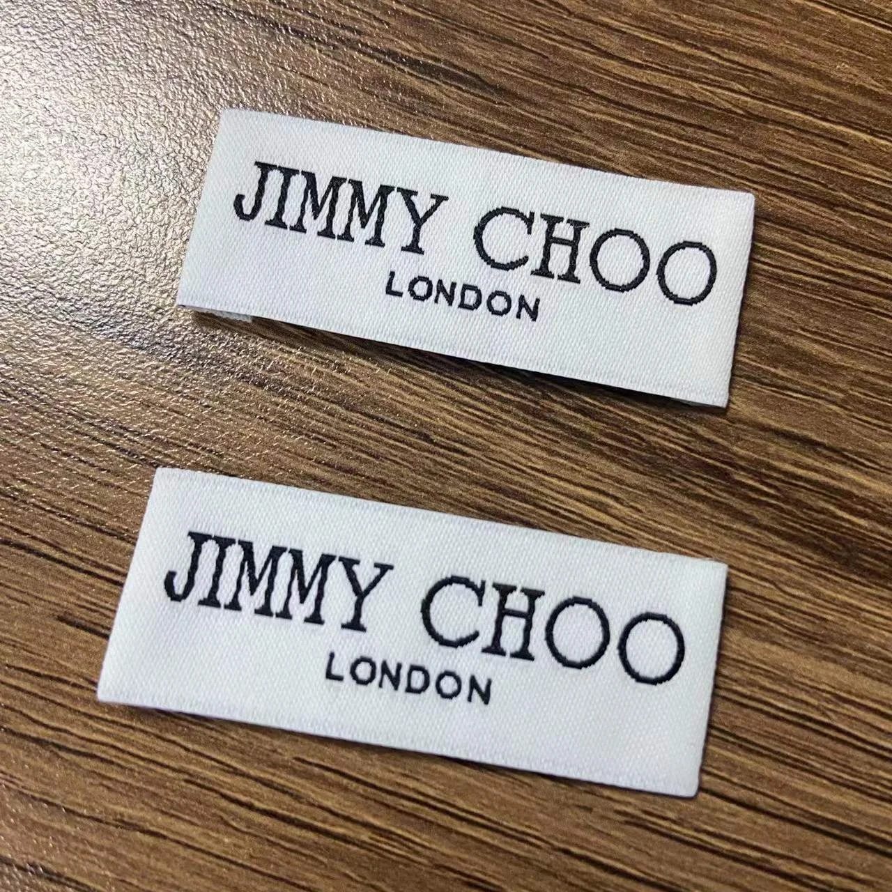 Custom Damask woven brand logo luxury iron shoes soft name tag end fold woven sewing woven name label for woman high heel shoes