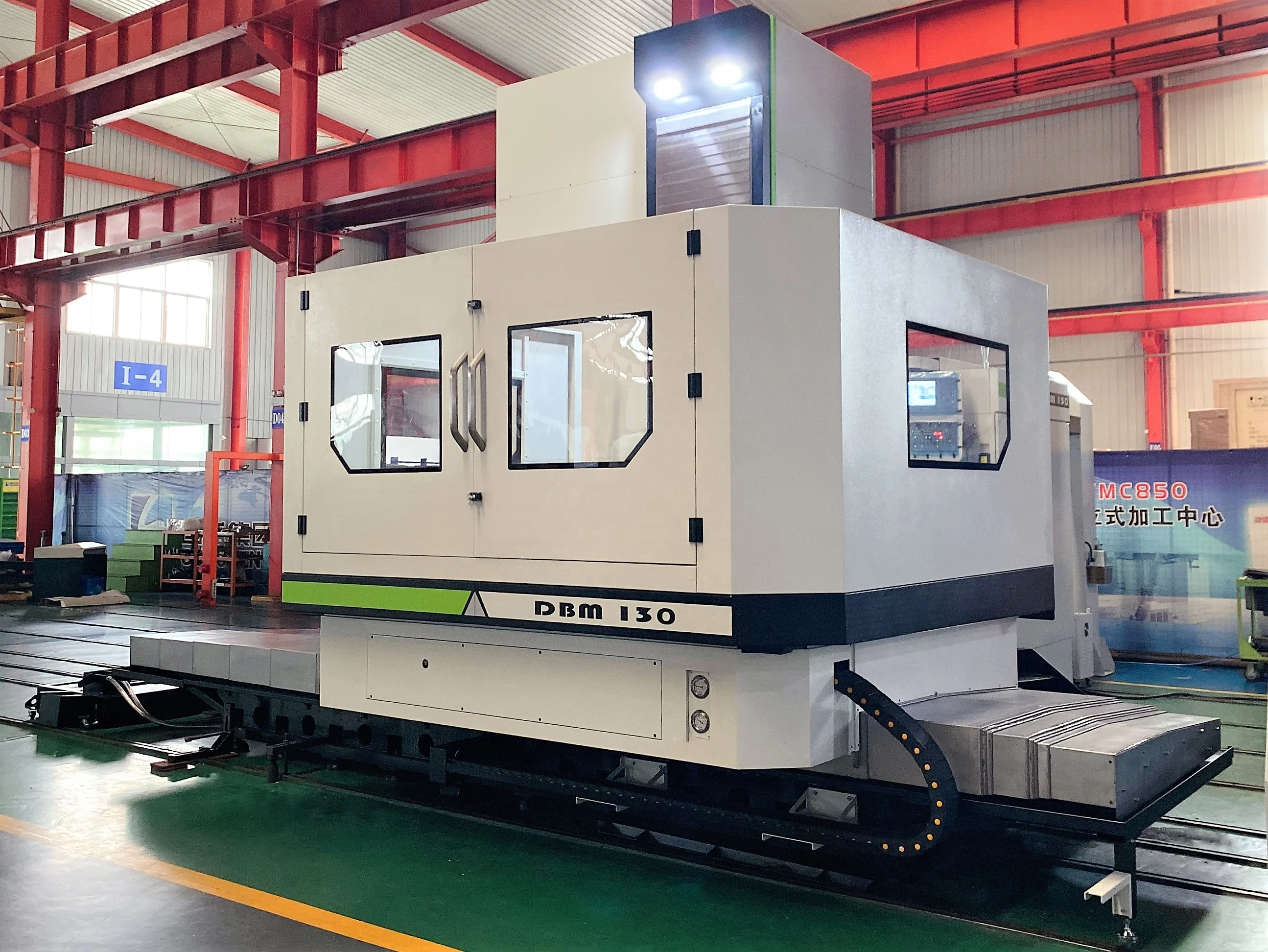 DBM130B горизонтальный станок с ЧПУ для Расточного бурения, используемый в обработке отверстий двигателя