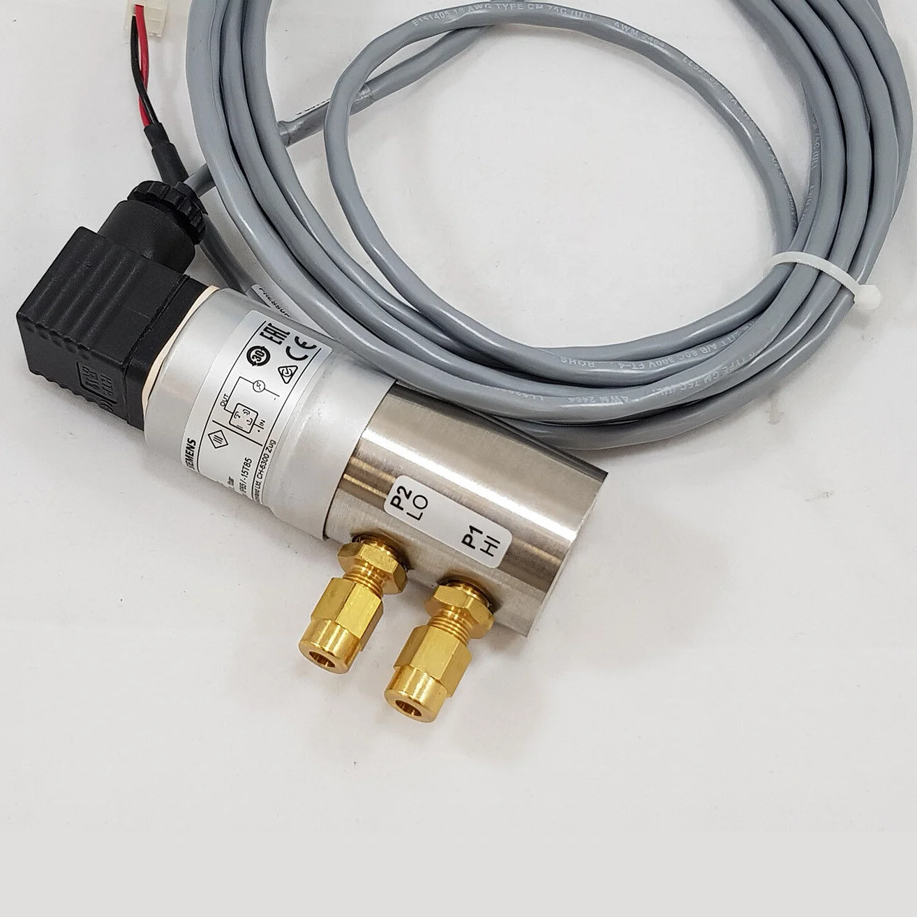 Original Siemens Differential pressure sensor QBE3100-D10 for liquids and gase QBE3100-D6 Controller QBE3100-D1 QBE3100 Series