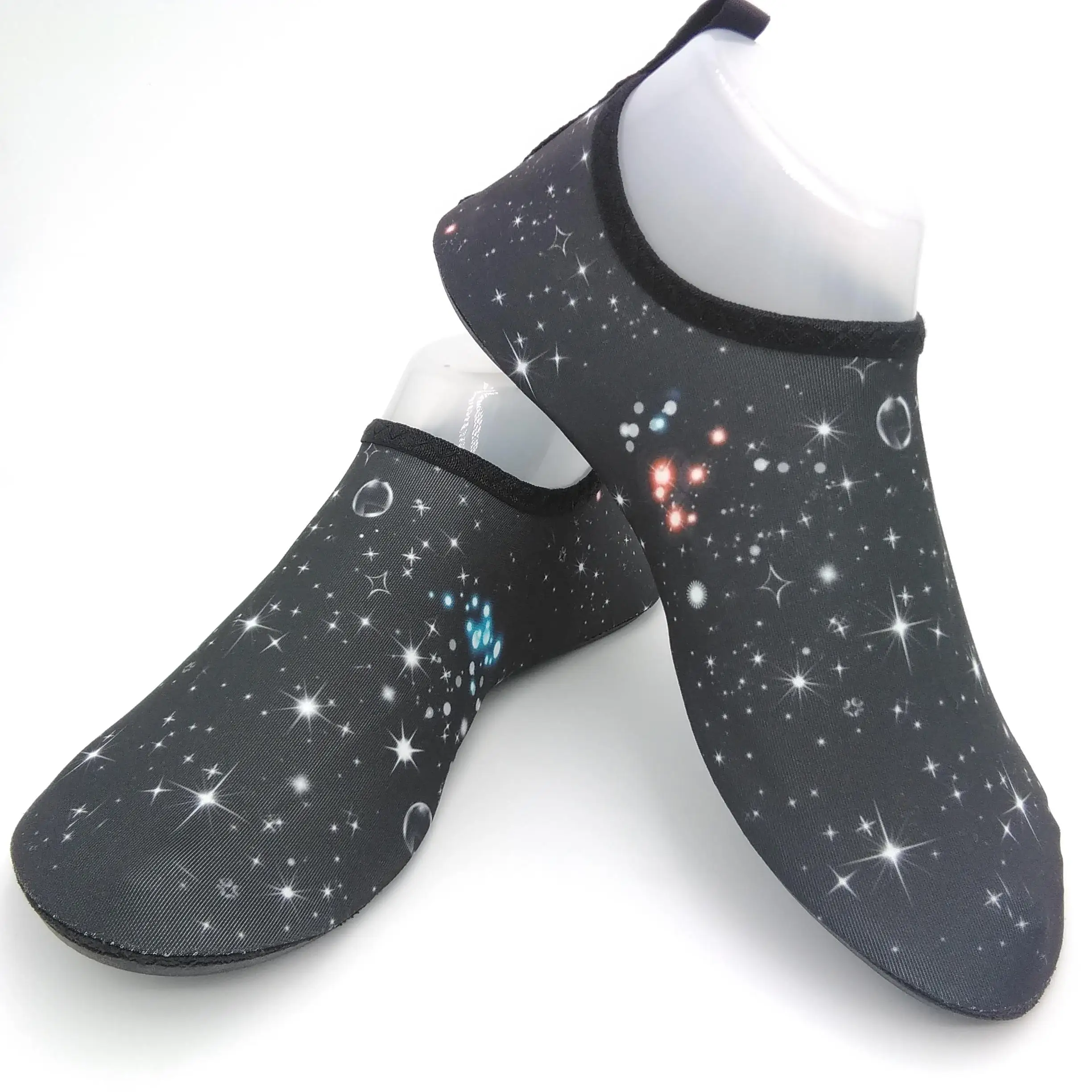 
summer swimming aqua shoes for beach 