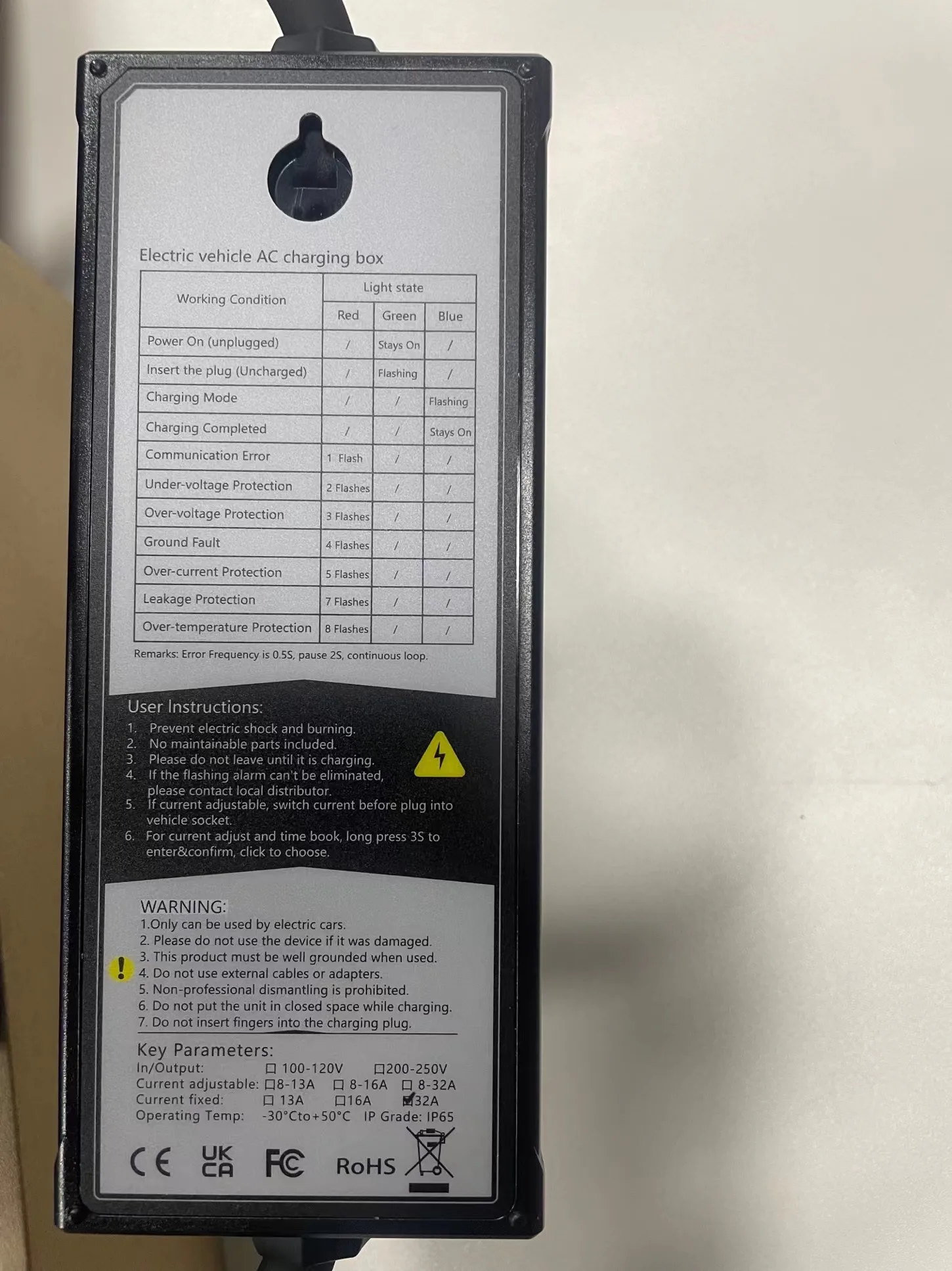 Large screen display 2.8inch LCD Adjustable Cuurent 16A 32A Level 2 Portable EV Charger Type 1 EV Car Charger