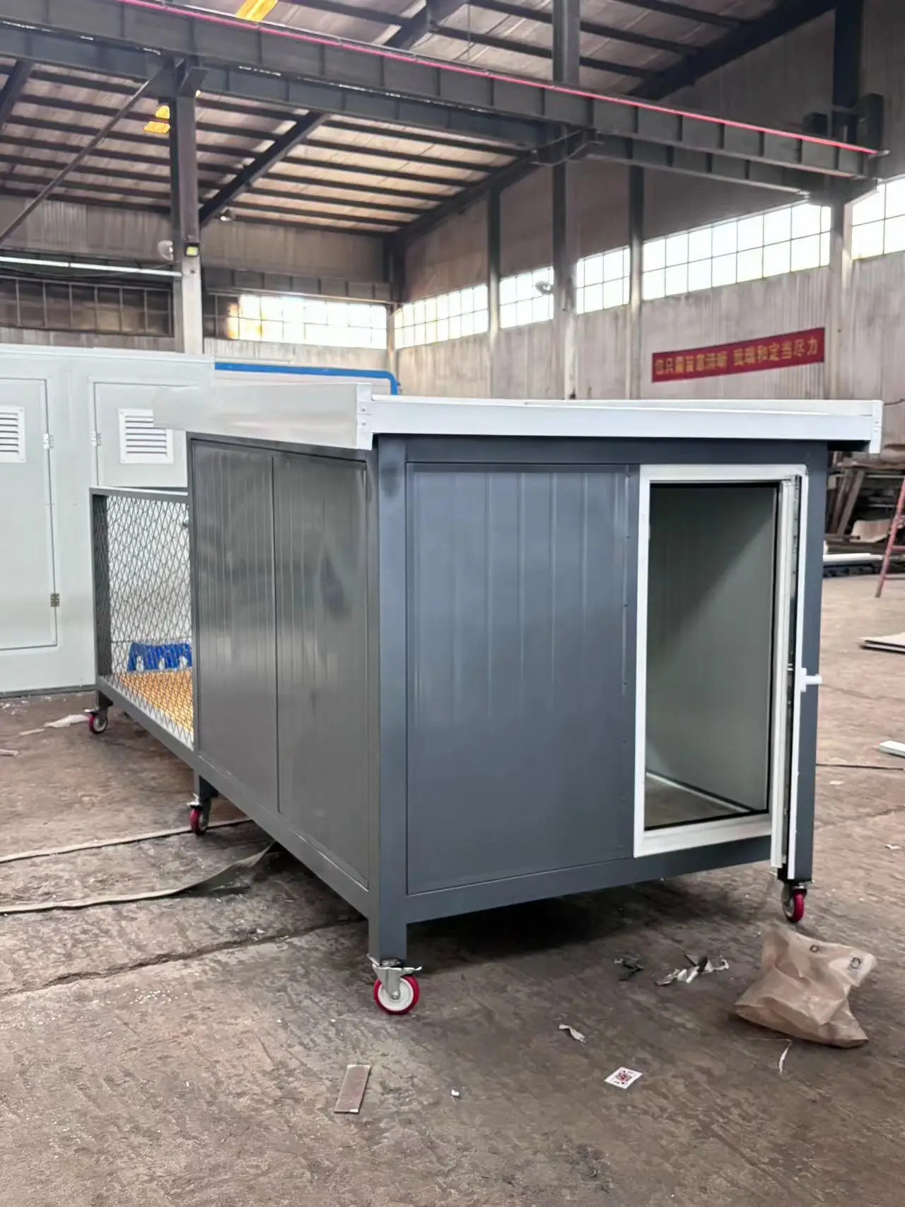 Portable Practical Prefab Steel Frame Pet Cage High-Value Customizable Foldable Mobile Home Comfortable Use As House