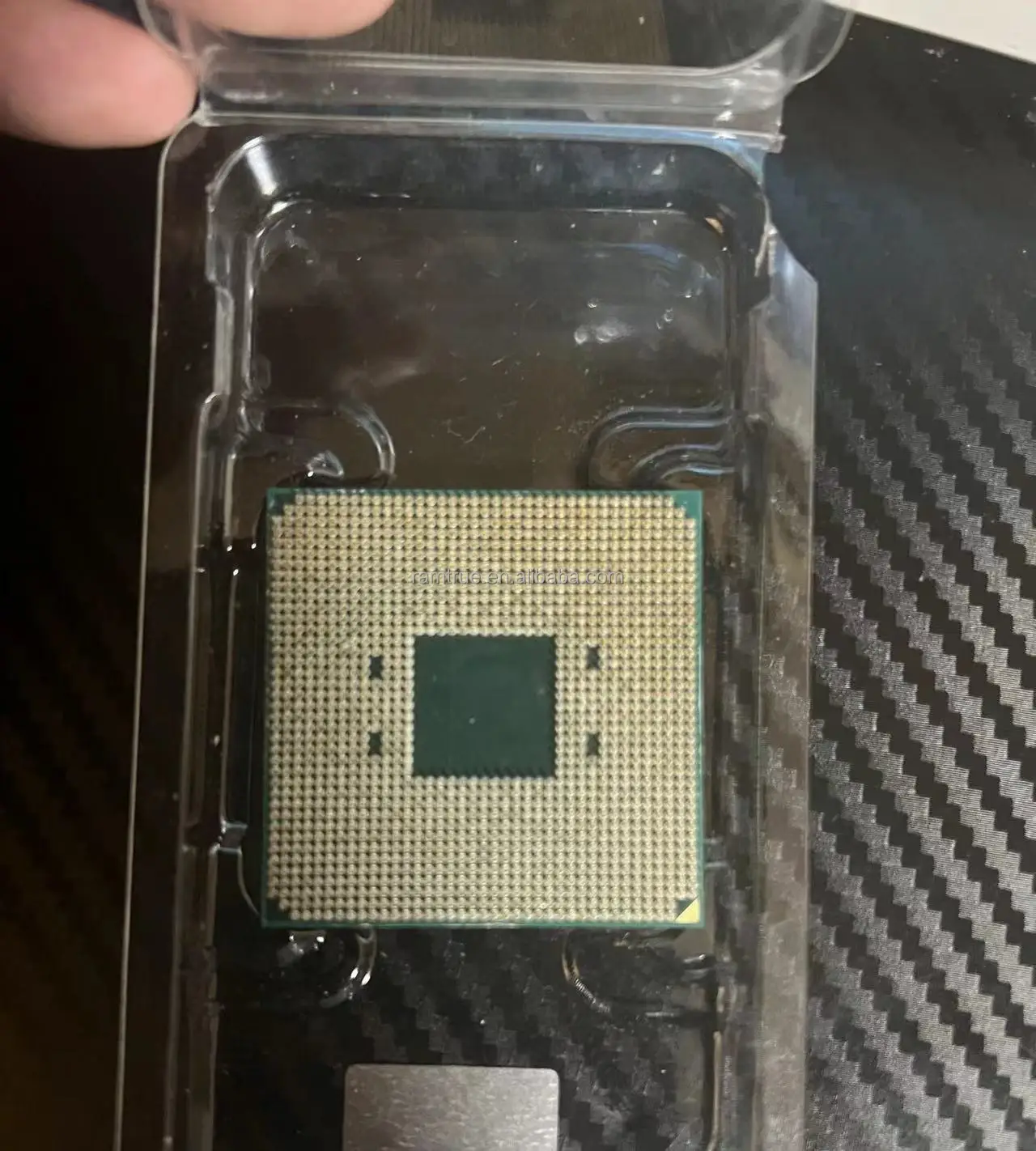 For AMD R5-3600  3.6 GHz Six-Core Twelve-Thread CPU Processor 7NM 65W L3=32M Socket AM4