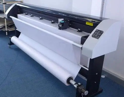 Струйный режущий плоттер для одежды, машина для резки и рисования рисунков