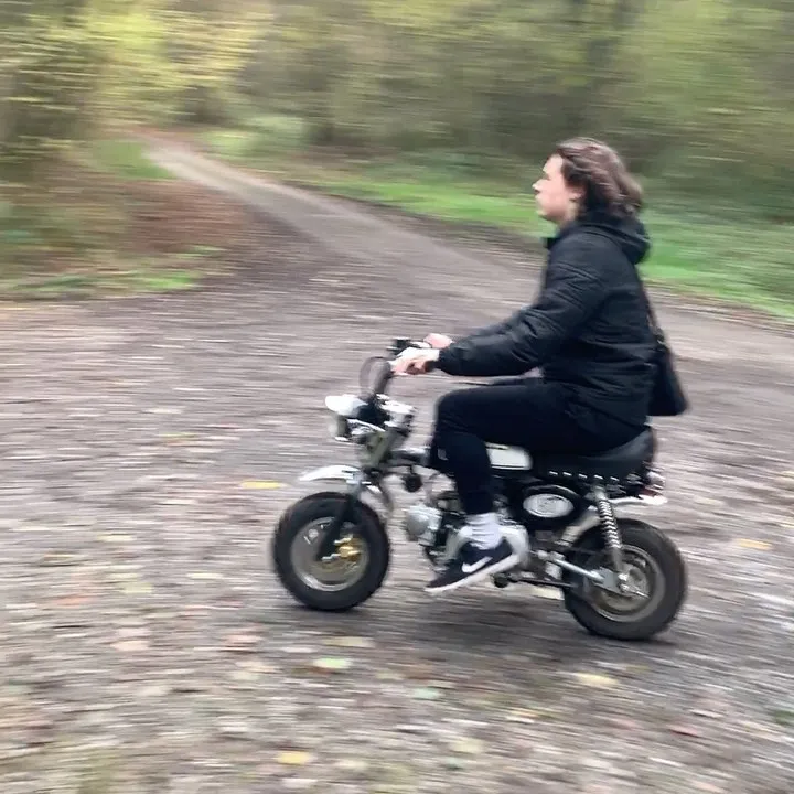 ON SALE (big discount): SKYTEAM Monkey Bike 50cc 125cc Monkey motorcycle