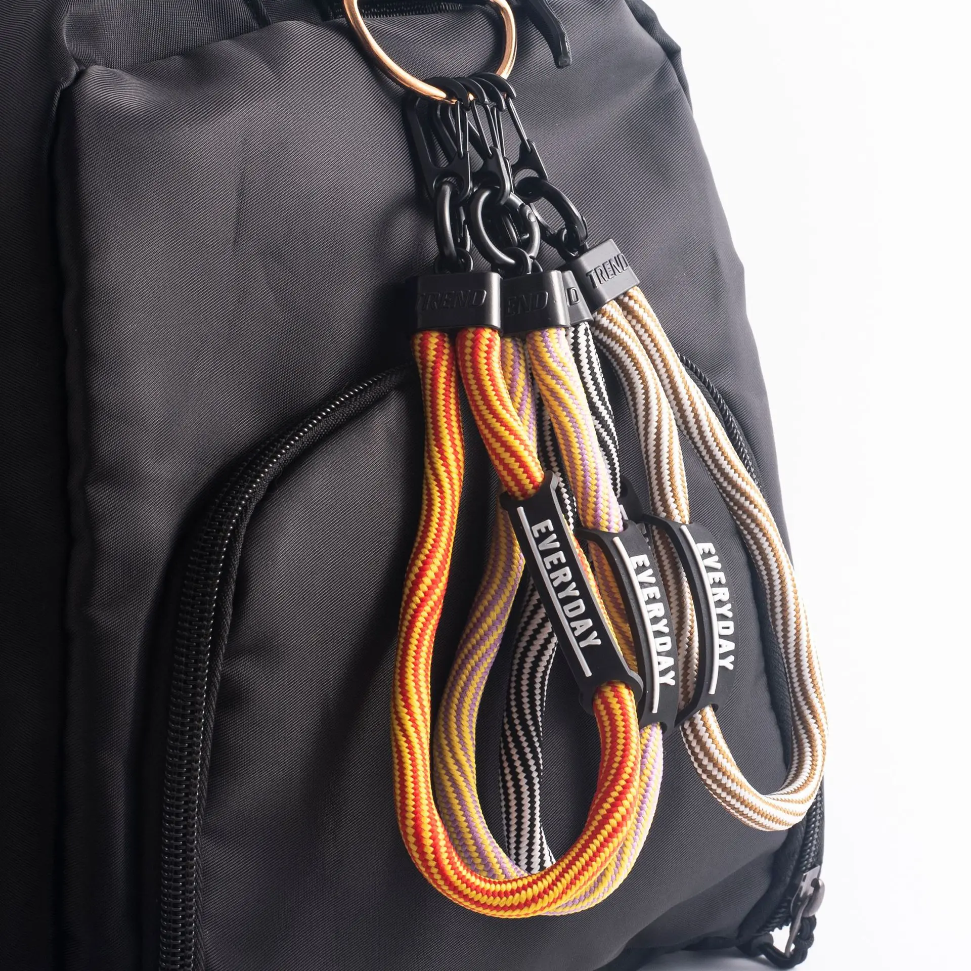 Factory wholesale Mobile Phone keychain llavero Universal phone strap Cell Phone Case metal keyrings