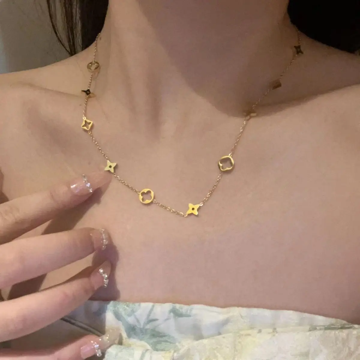 New Product Designer Jewelry Fashion Stainless Steel Simple 18k Gold Plated Clover Necklace for Women