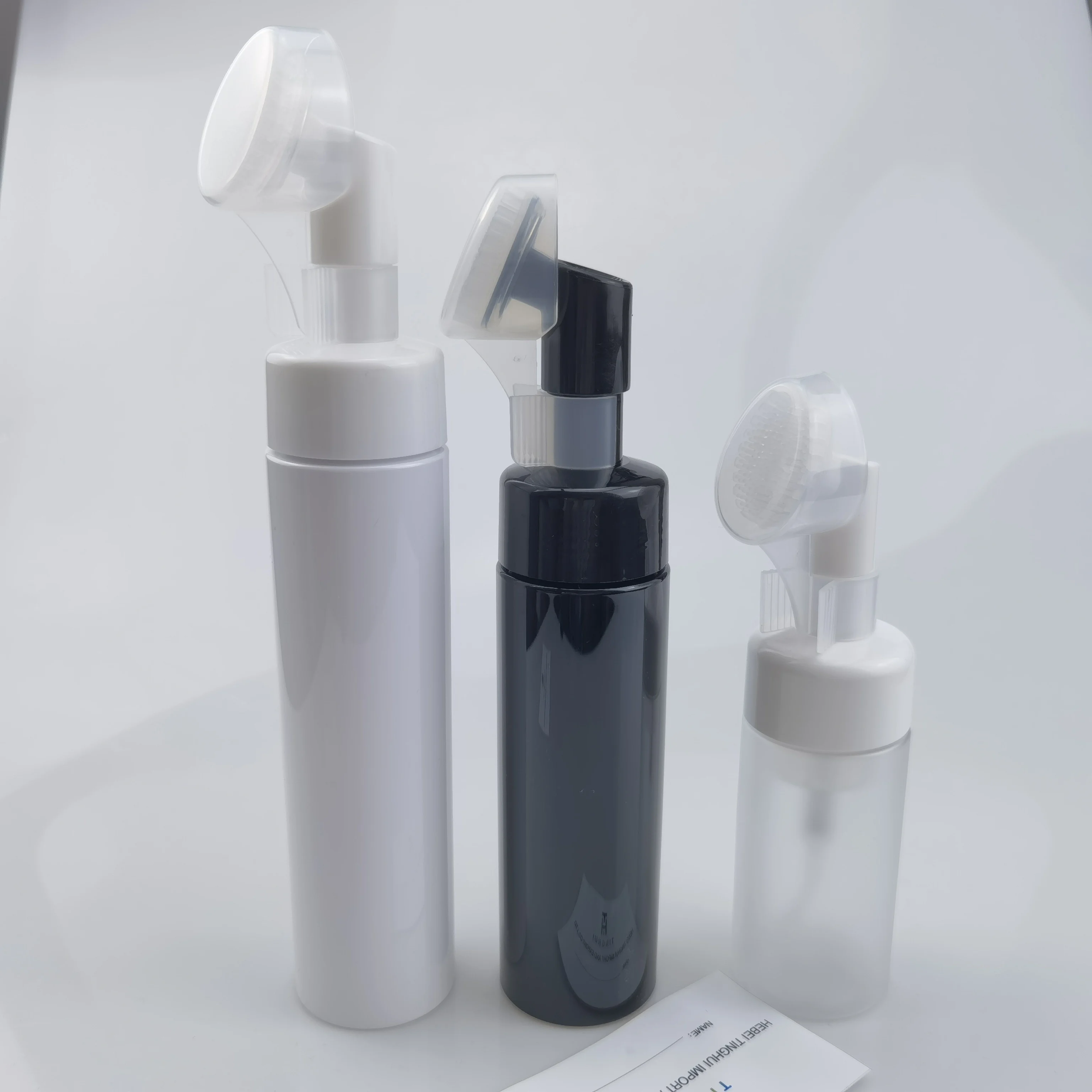 30 diameter White black clear amber Cleanser Scrub Foam bottle Massage silicone brush foam applicator bottles
