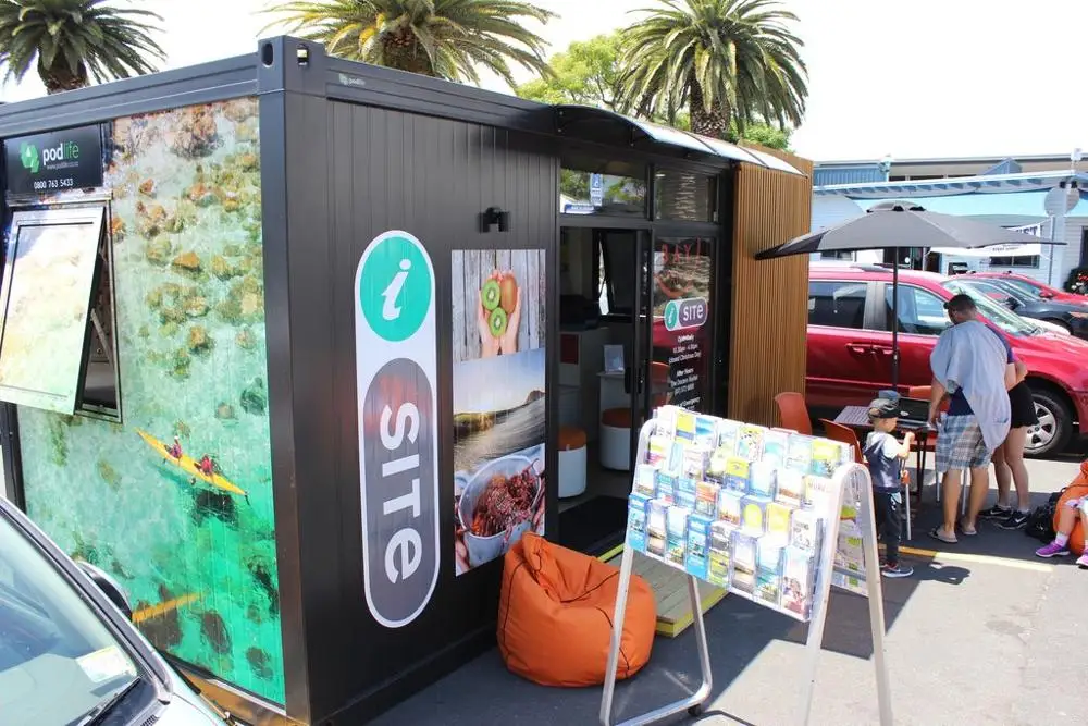 Factory Direct Supply Fantastic Fast Build Habitable Luxury 20Ft 2 Bedroom Residential Ready Made Portable Container House