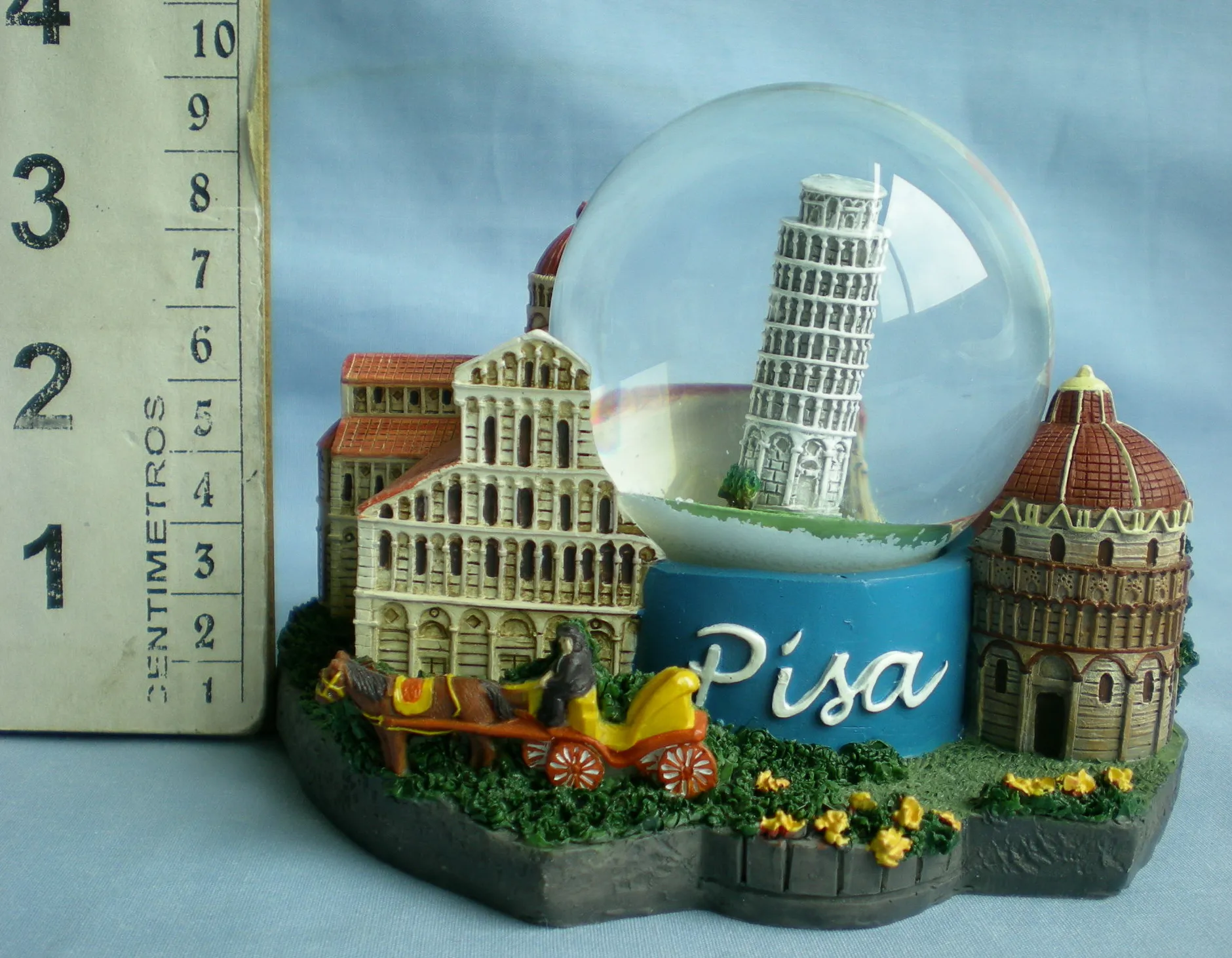Wholesale Building Snow Globes Water Globes Cheap Gifts