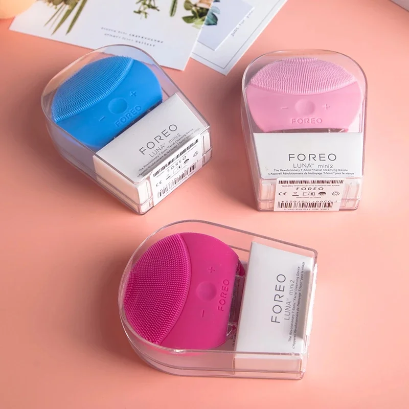 Wireless Charging Electric IPX7 Silicone Sonic Facial Cleansing Brush