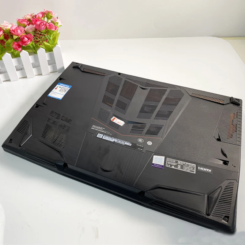 M-S-I GF65 15.6 inch thin and light narrow bezel gaming laptop i5-10750H 16G 512G RTX3060 IPS screen 144Hz used laptop