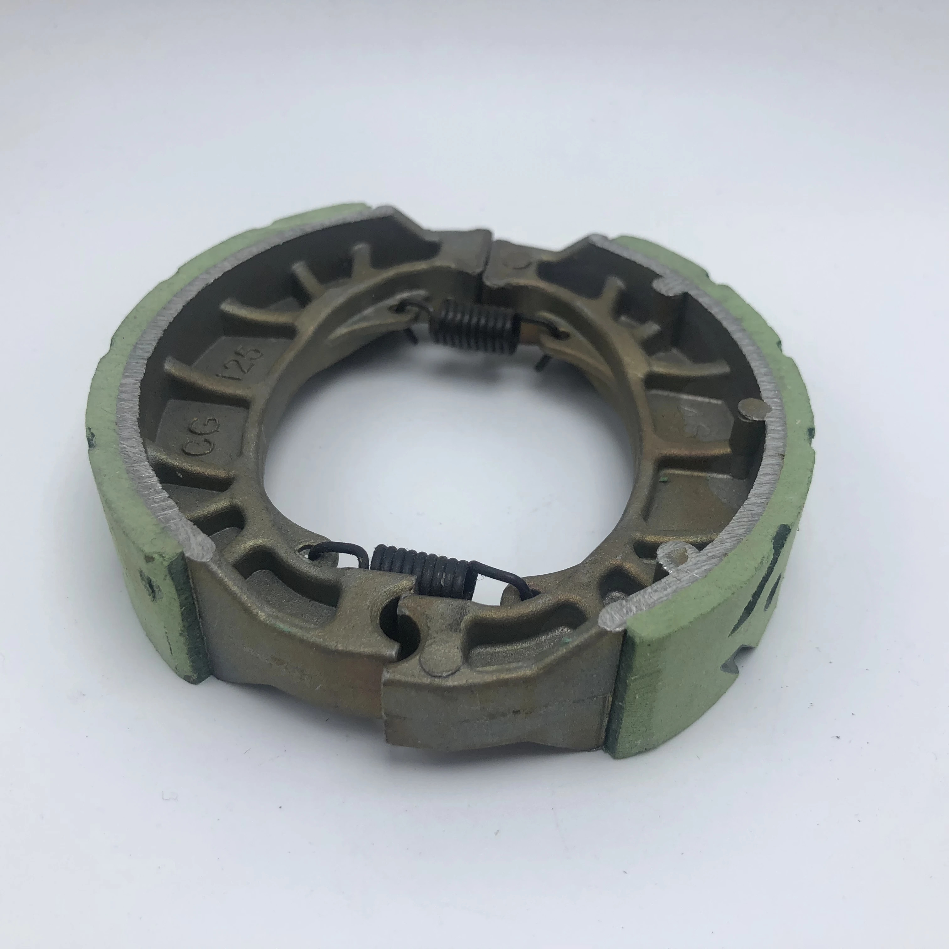 Высокопроизводительные запасные части для барабанных колес, длительный срок службы, низкая цена, прочная подкладка, тормозные колодки CG125