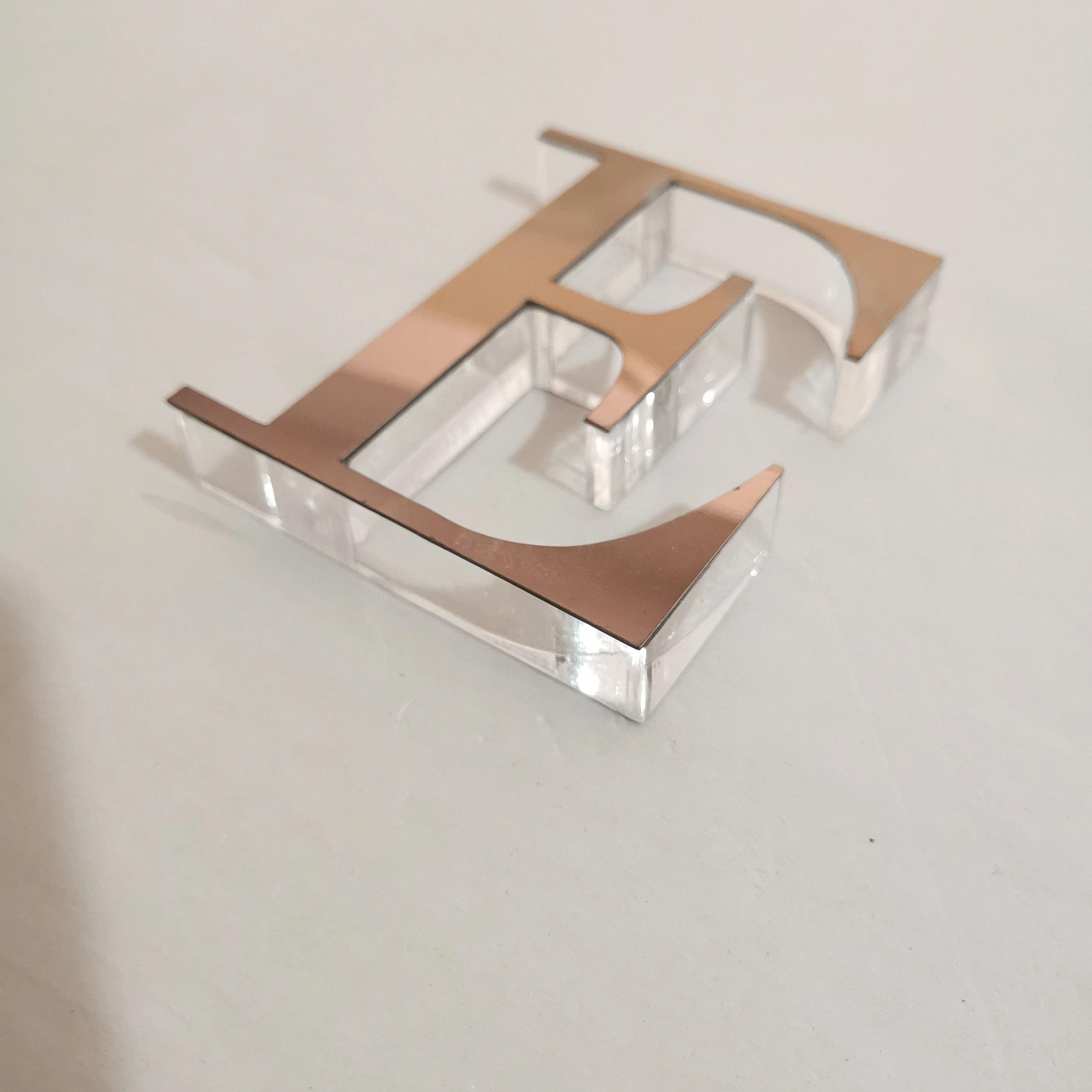 Новый дизайн полноцветные 3d Кристальные буквы прозрачные акриловые алфавита знаки