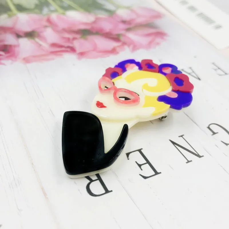 Japanese Korean Acrylic Flower Brooch Fashion Personalized Acrylic Boutonniere Foreign Trade Suit Boutonniere