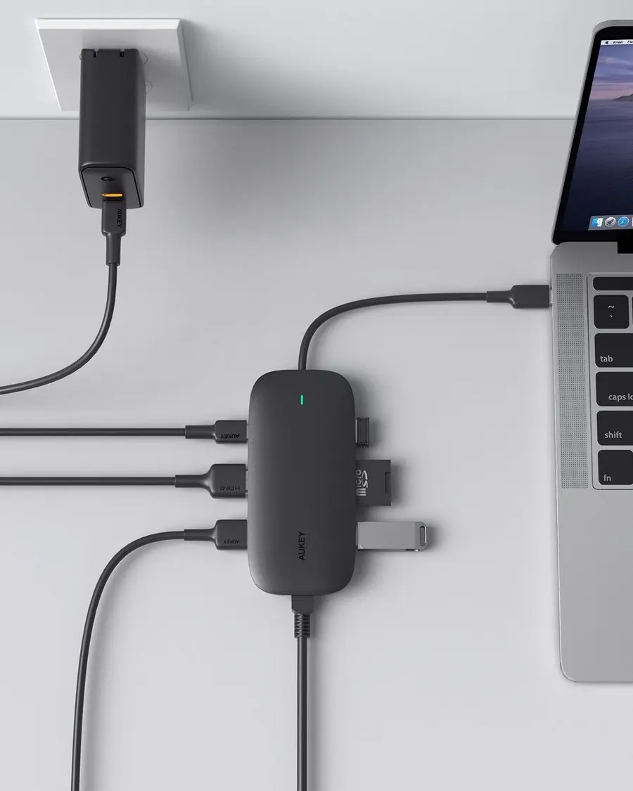 Duty Free Best Selling 8 in 1 USB C hub Network Connection and Fast Charging USB-C Hybrid Hub