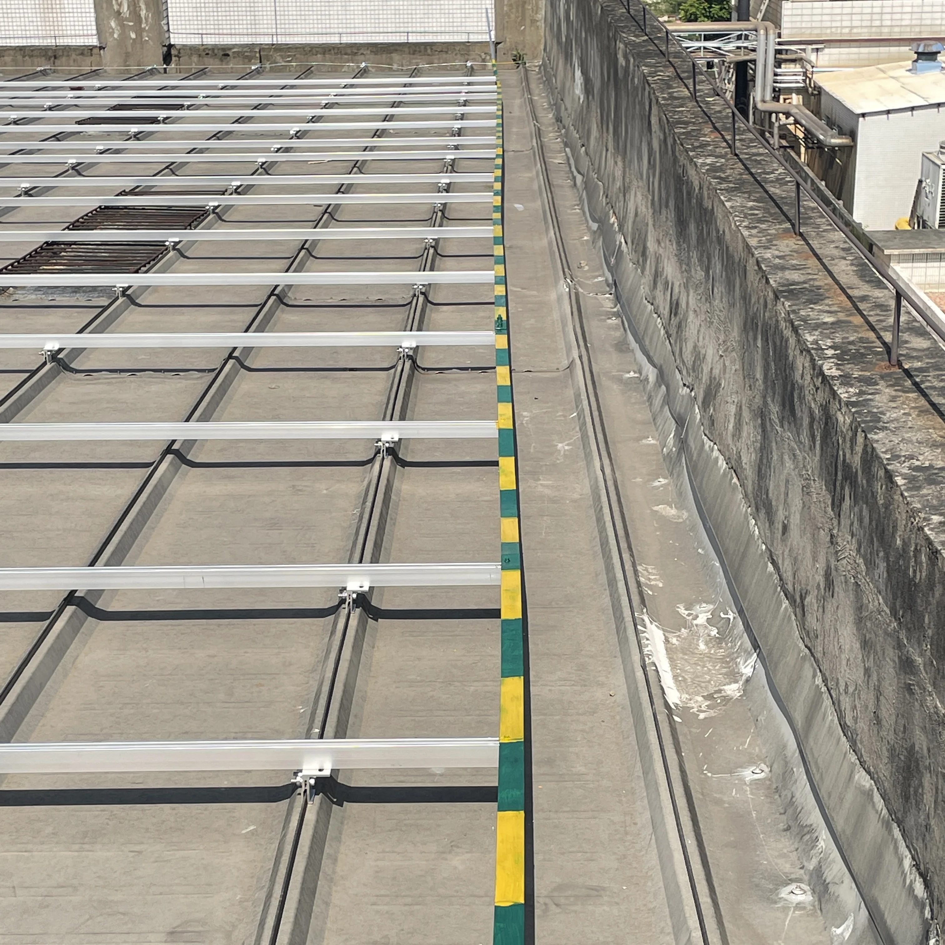 Tile Roof Solar Mounting System Snap Lock Metal Roof Clamp Solar Panel Tin Roof Mounting System Support Brackets