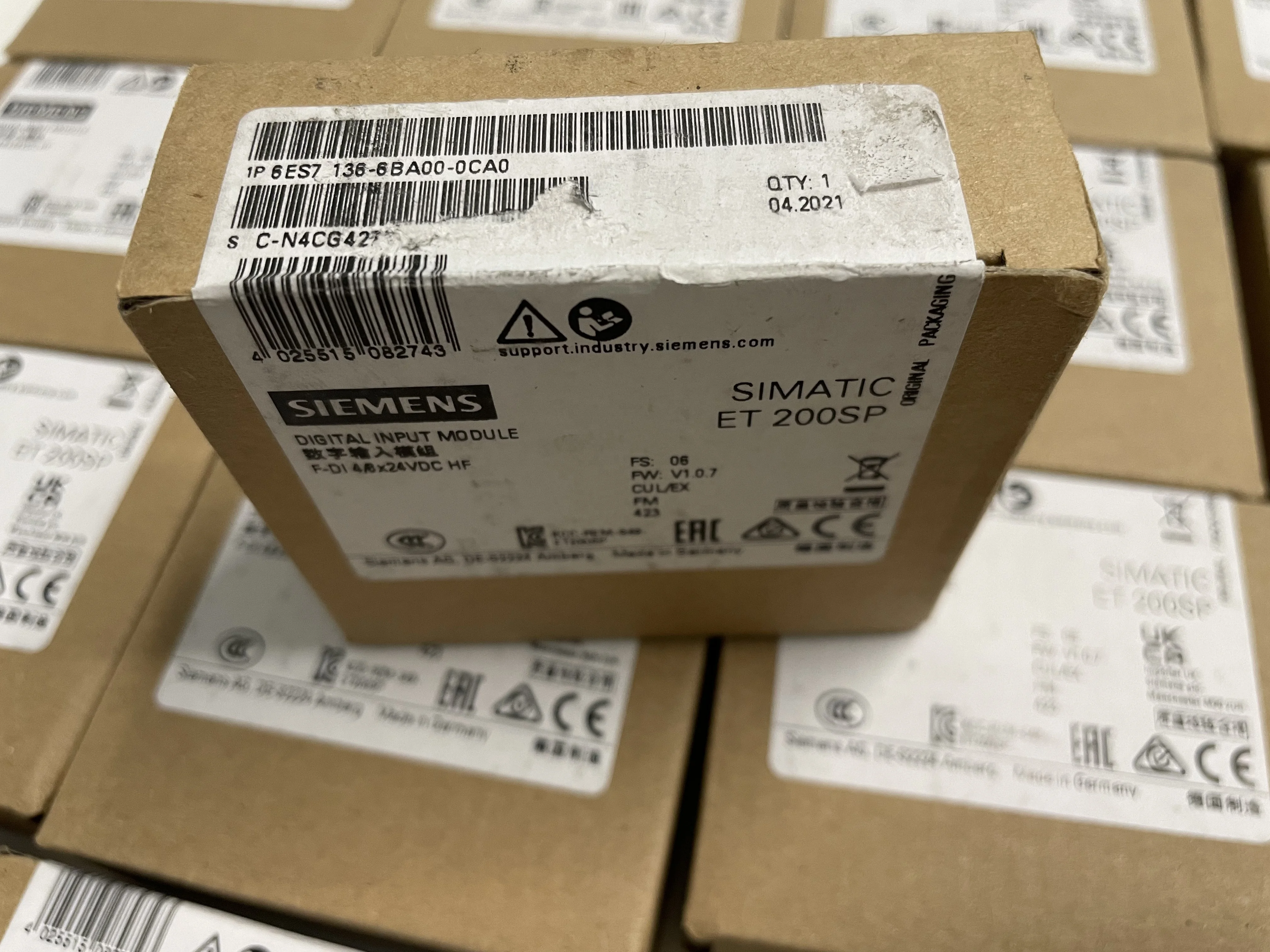 6AV6642-0BA01-1AX1 6ES7322-1BL00-0AA0 6ES7322-1BH01-0AA0 6ES7451-3AL00-0AE0 plc