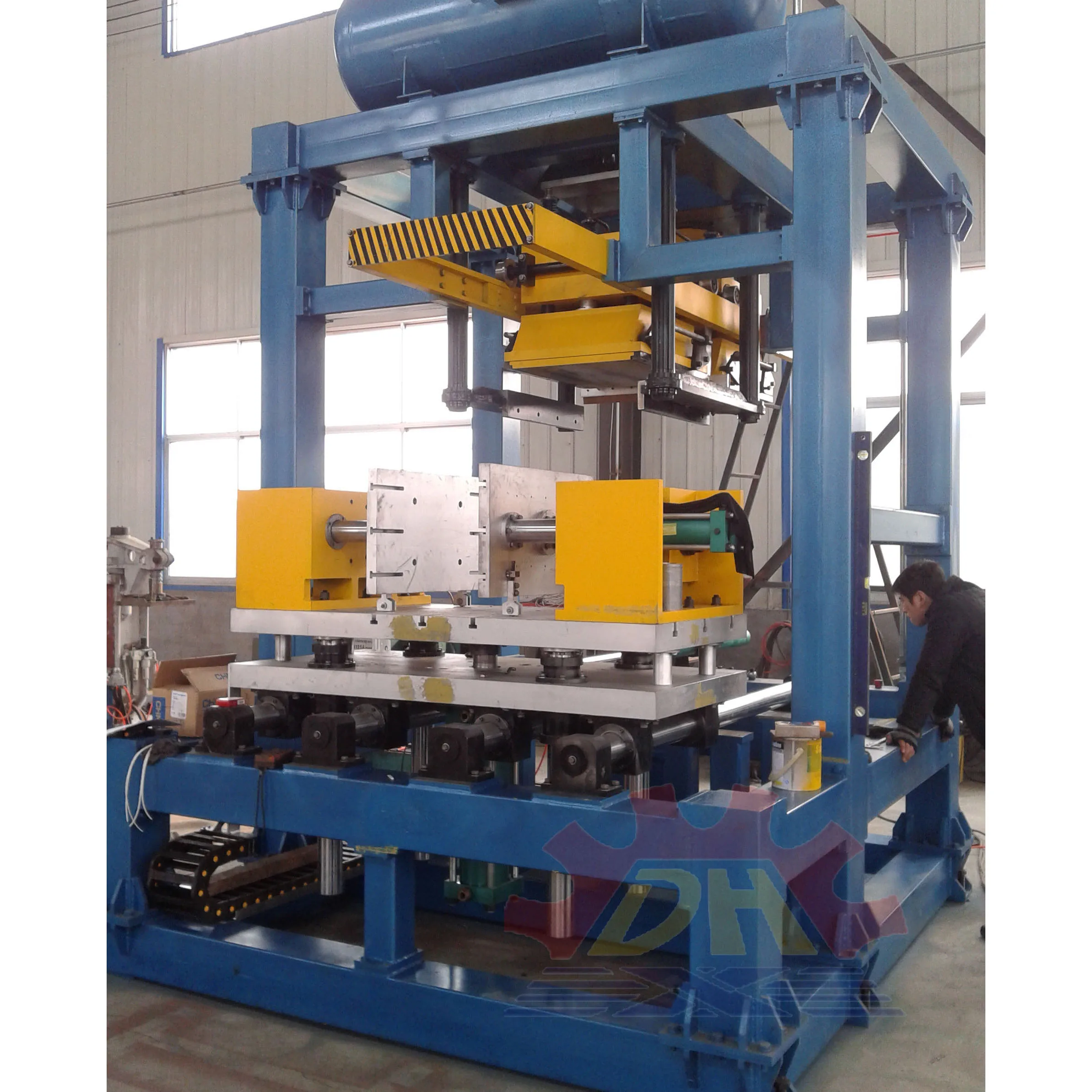 Машина для изготовления пескоструйных сердечников для литейной промышленности/формовочная машина для изготовления пескоструйных сердечников/формовочная машина