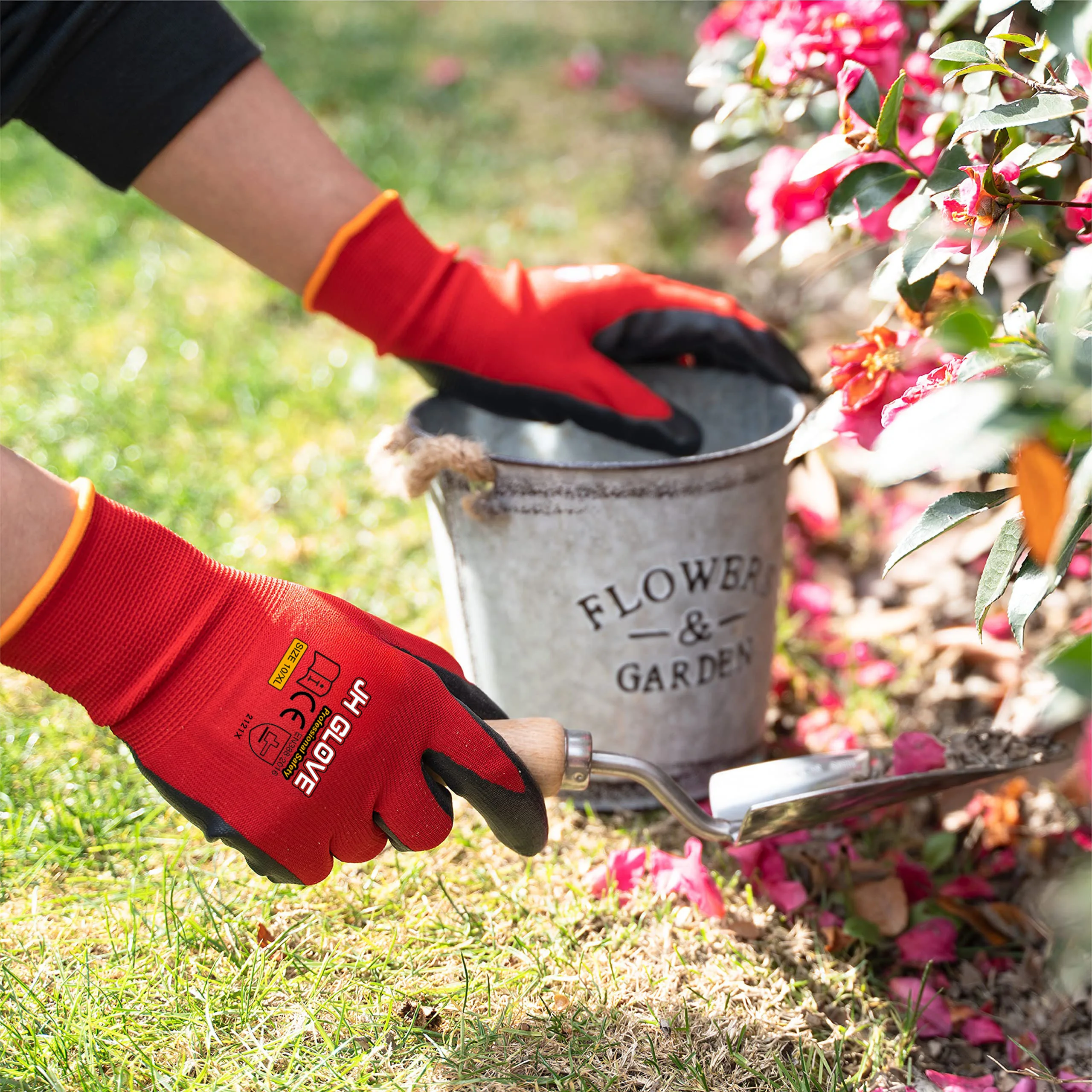 China Construction  factory wholesale red polyester nylon gloves with black Nitrile coated safety gloves en388 work gloves