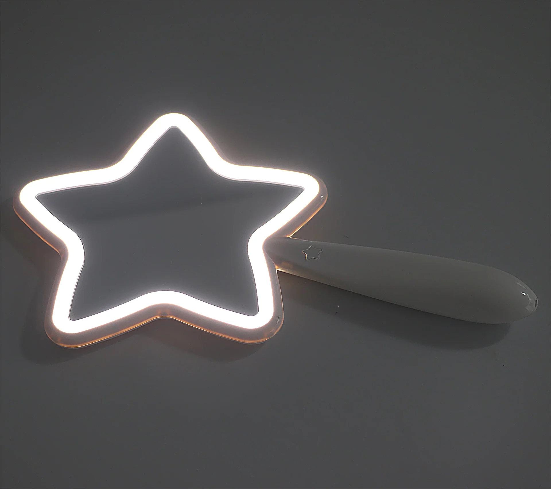 Creative Double-Sided 5X Magnify Glass Handheld Makeup Mirror Pentagram LED USB Charging Handle Wall Mount Daily Makeup Gift