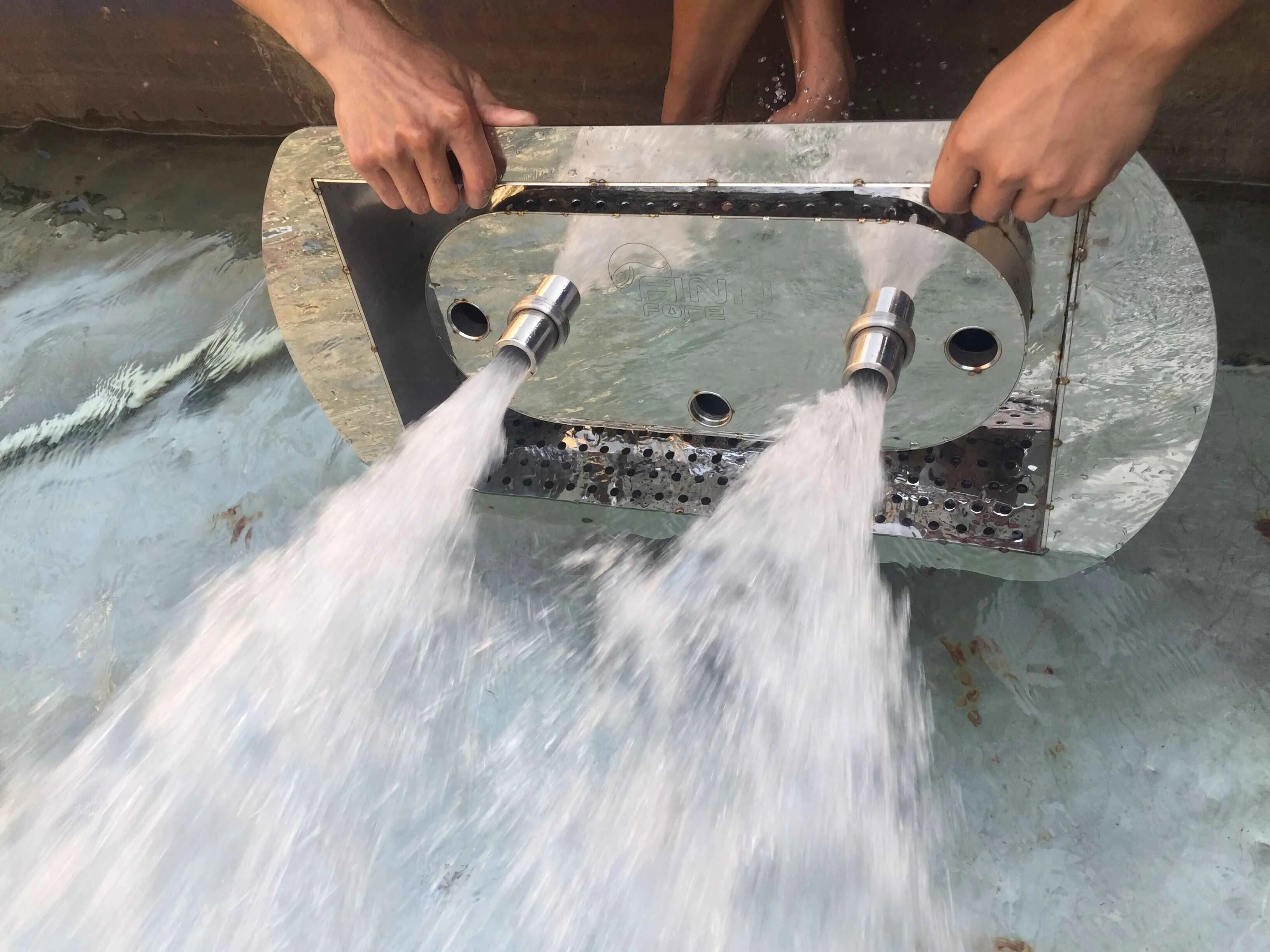 Swimming pool exercise  products counter current jet swim