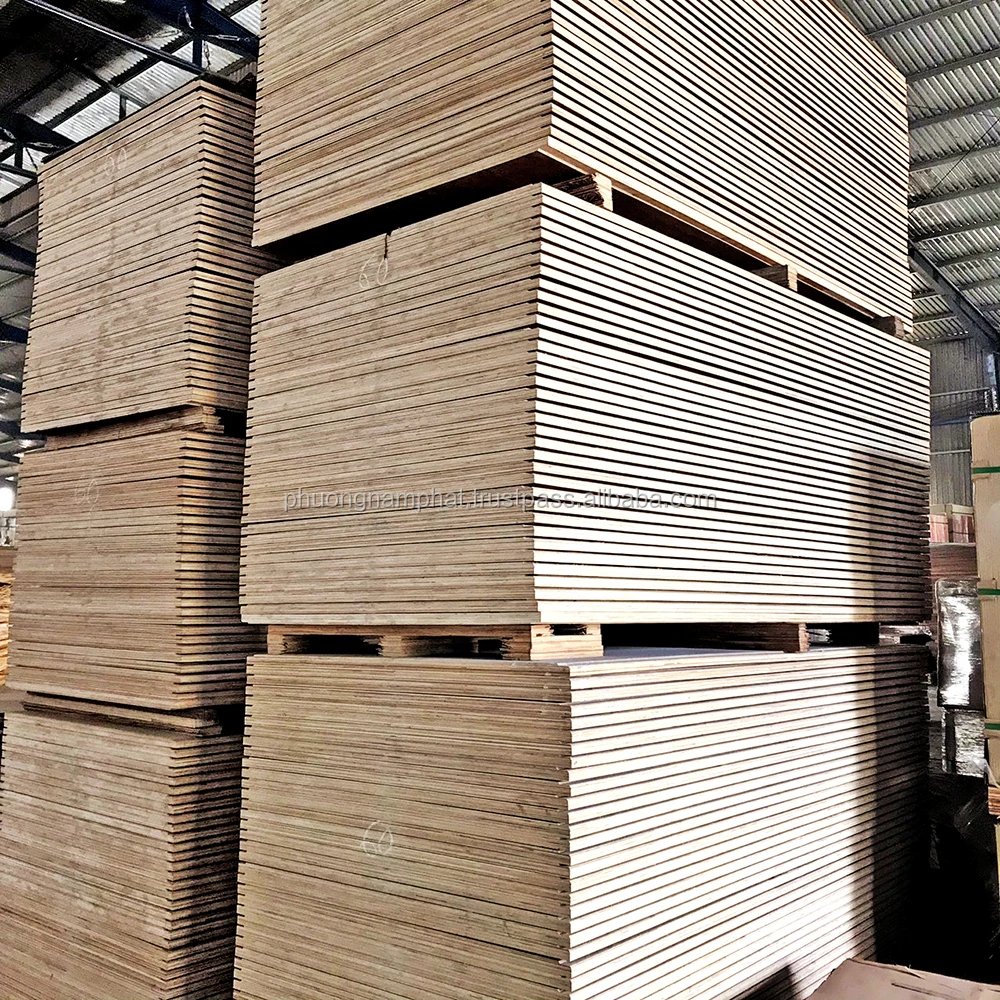 Vietnam factory direct sale 28mm truck flooring plywood smooth face straight waterproof A grade good price