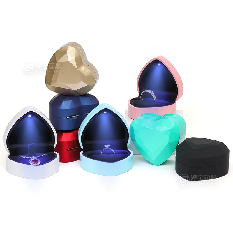 Factory Wholesale Led Painting Material Heart-Shaped Led box For Jewelry Ring Pendant Box Packaging jewelry box led