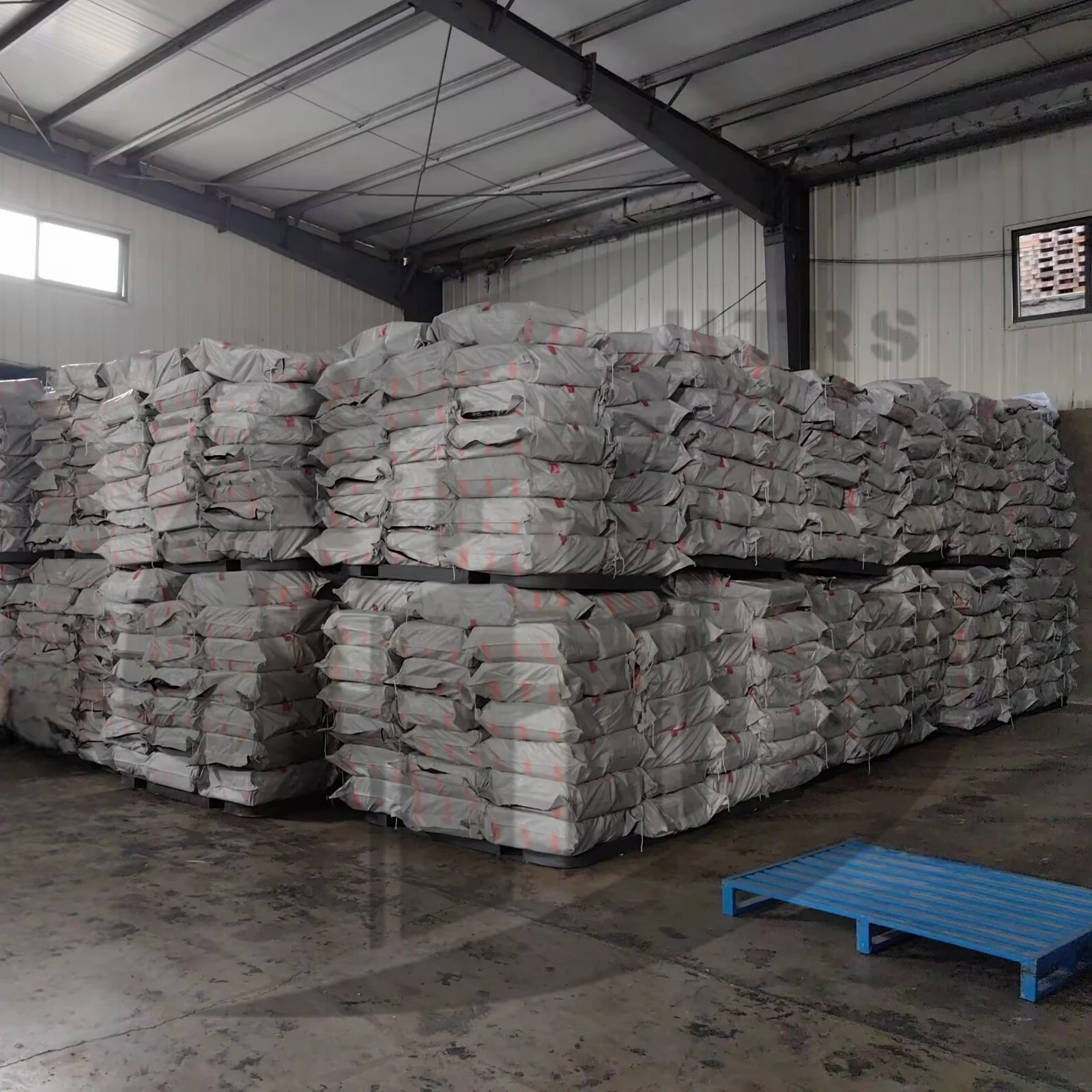 Kunlun Daqing Large Manufacture 58 70 Crude Paraffin Wax for Making Candle Scented Candle