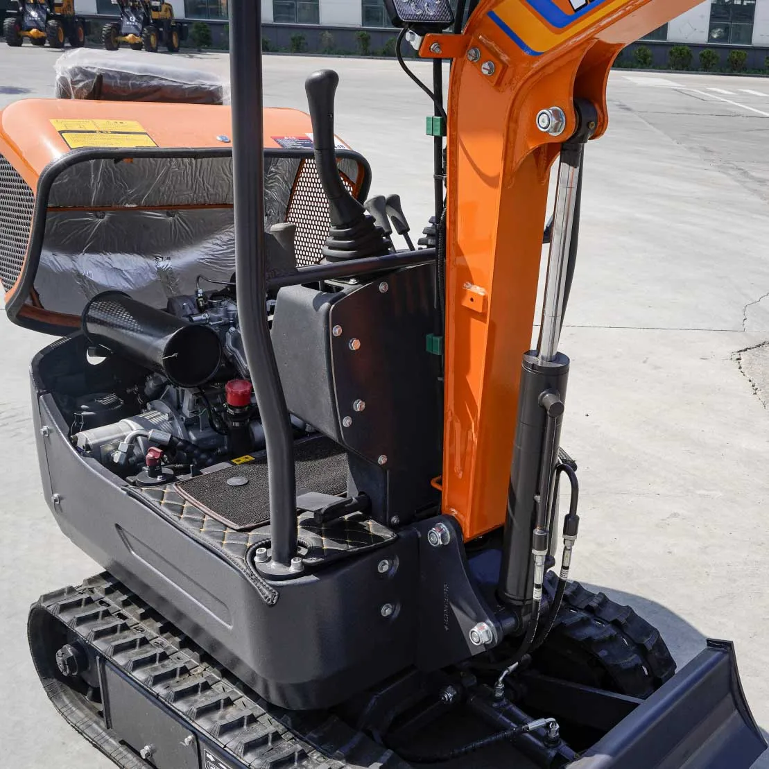 Bestselling excavator mini Kubota engine small construction site handling excavator