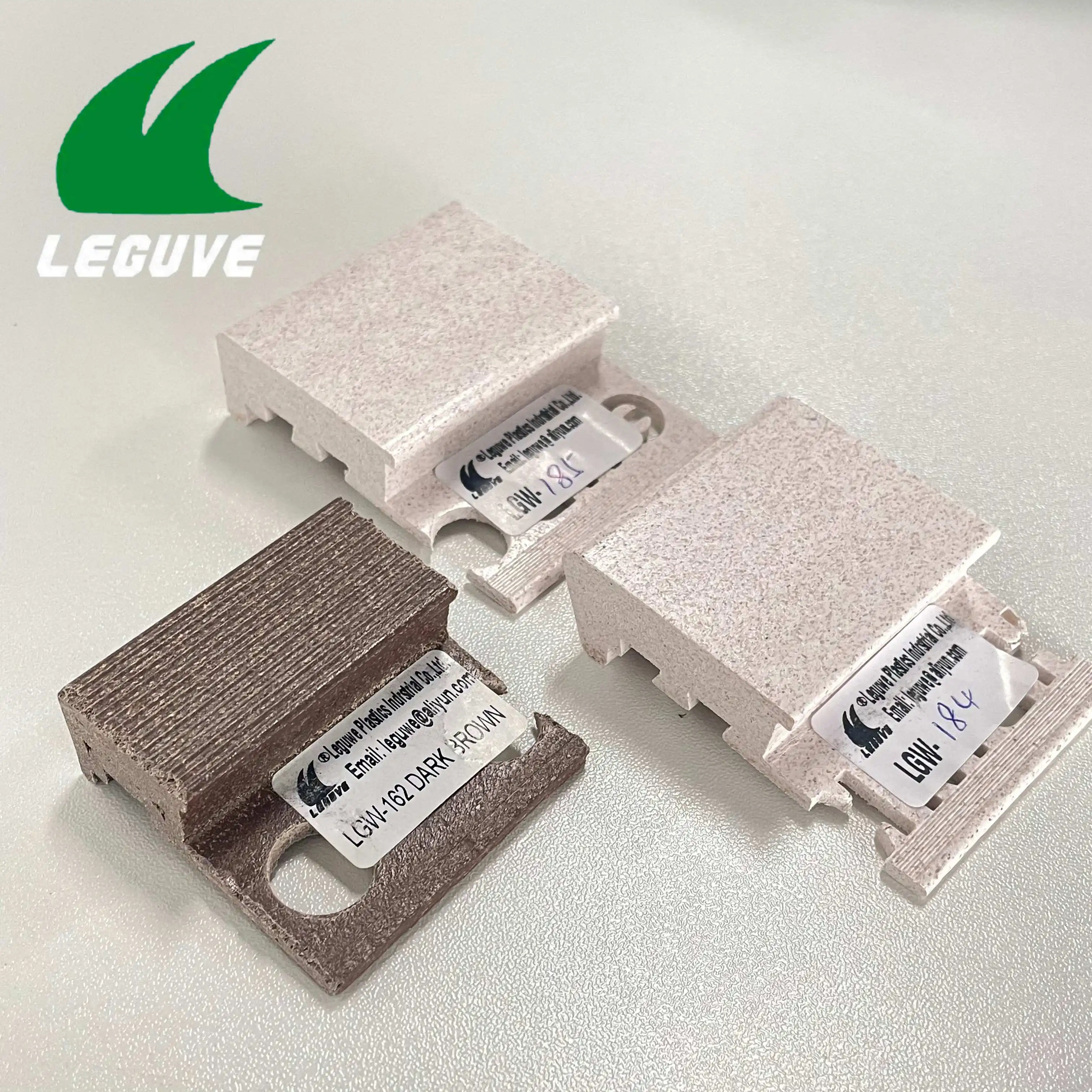 Leguwe Wood Plastic Composite Corner Edge Protection Durable WPC Trim for Construction