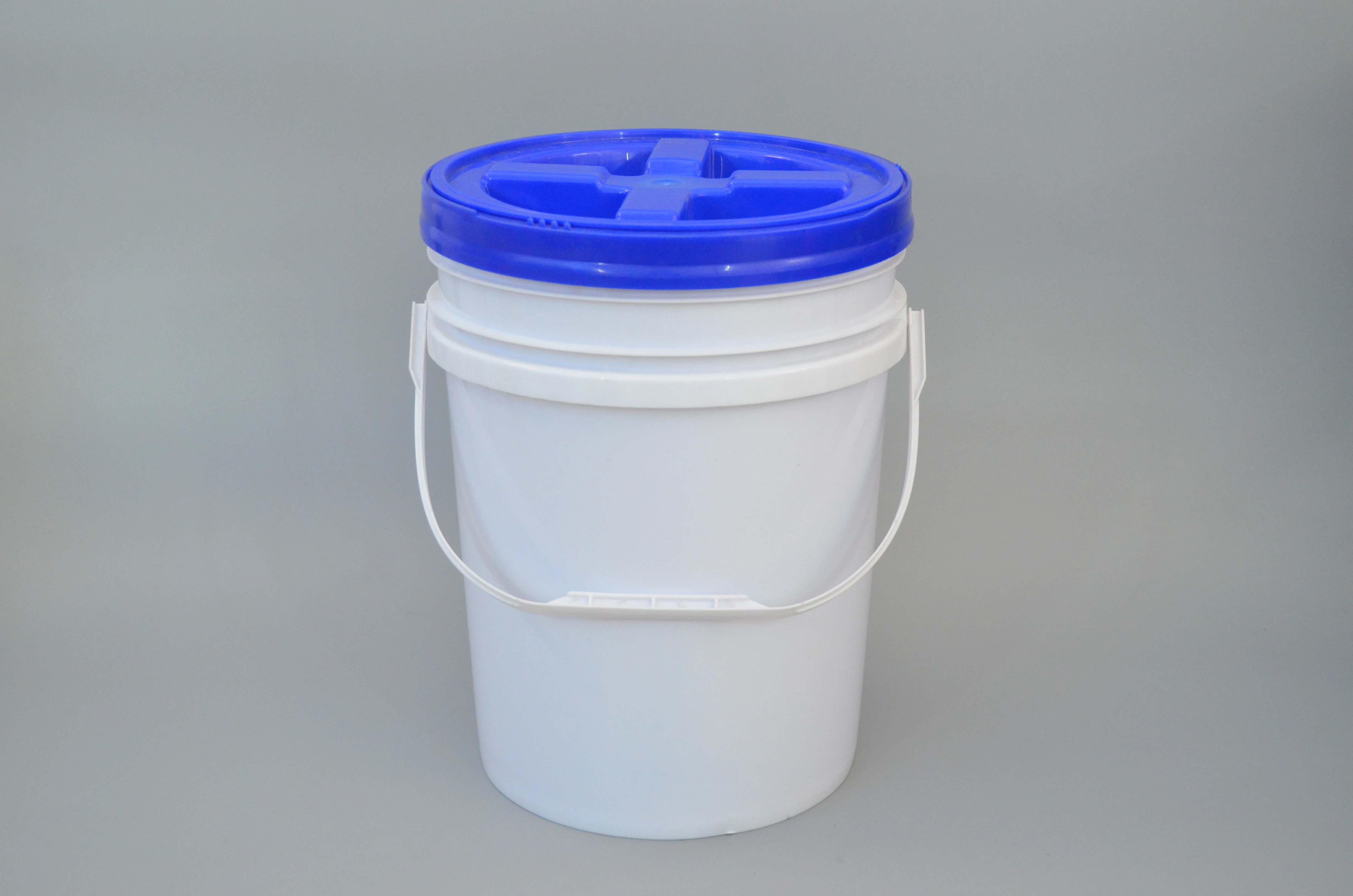Factory wholesale 20L food grade car wash bucket paint coating storage round plastic bucket