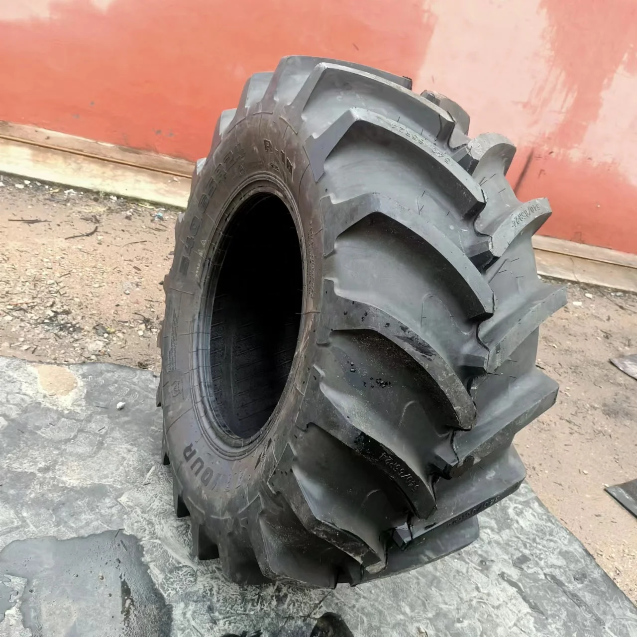 Deere harvester silo tires 800/65R32 540/65R24 650/75R32 Meridian R-1W 500/70r24 600/65r28