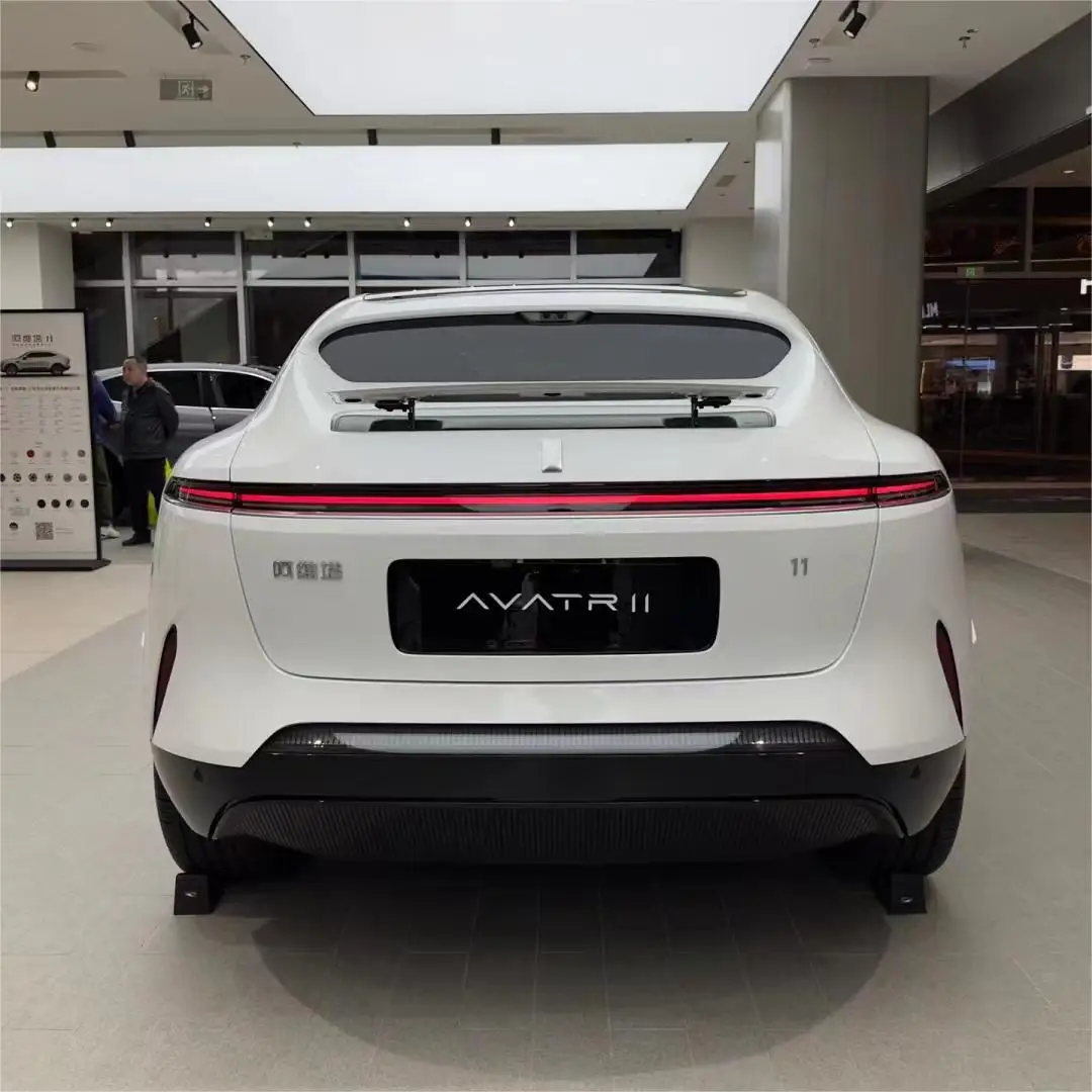 Electric New Cars Avatr 11 2023 705KM Luxury Awd Single Motor Long Range EV Suv Changan Avatar 11 Elektro Car