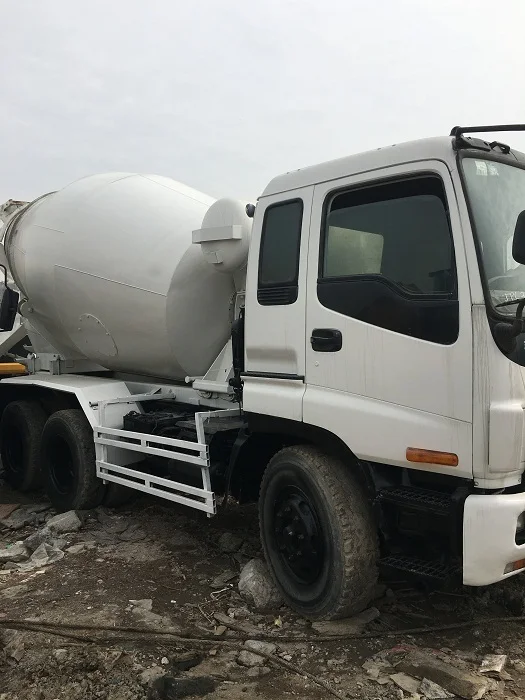  Б/у автобетономешалка isuzu оригинальная б/у